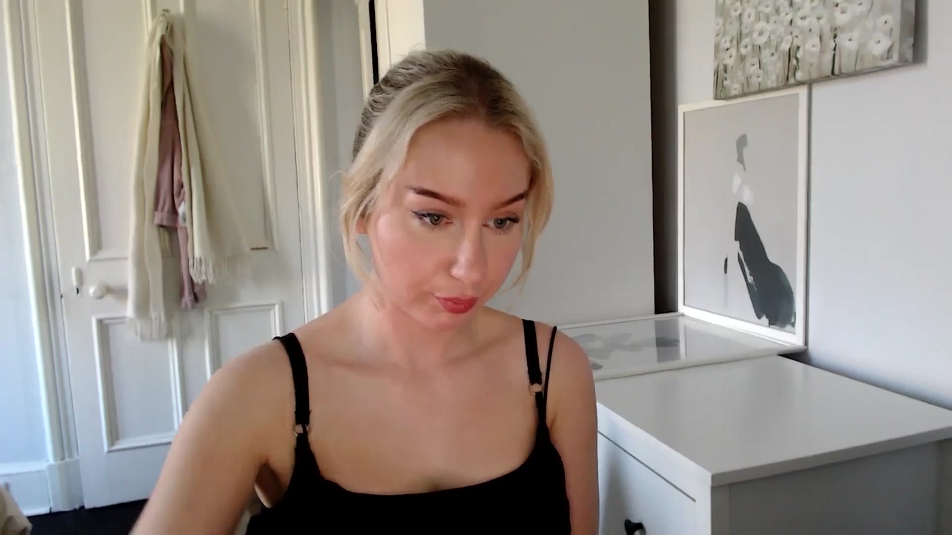 Gallery image thumbnail from British_Cutie's myfreecams stream on, 04/01/2025, 13:24 image 4 of 20