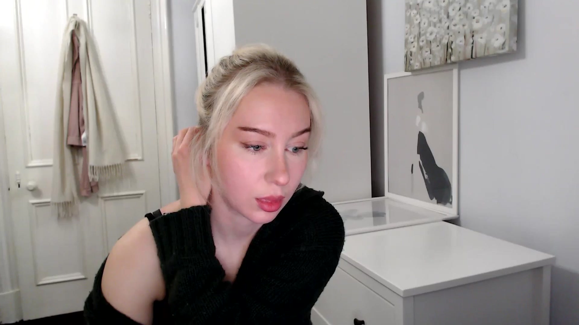 Gallery image thumbnail from British_Cutie's myfreecams stream on, 04/01/2025, 20:24 image 6 of 20