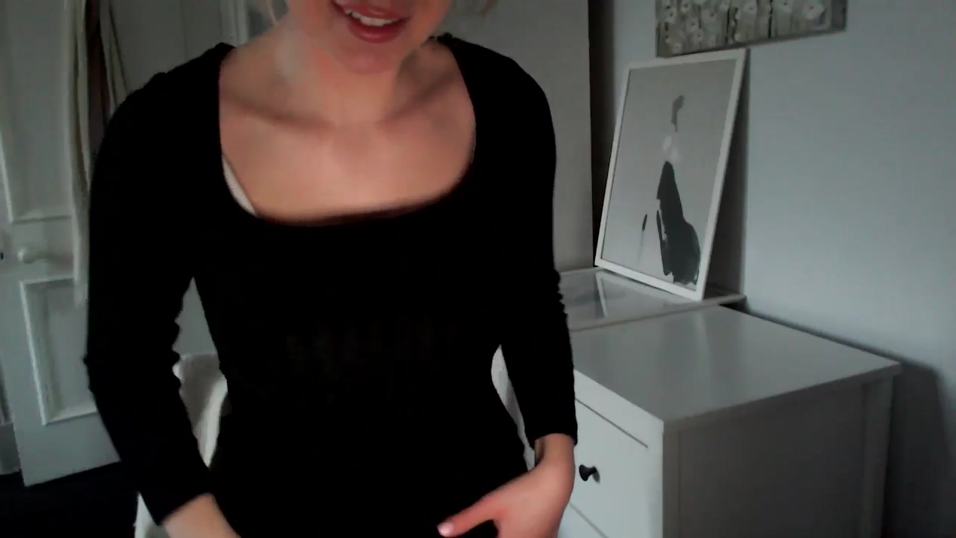 Gallery image thumbnail from British_Cutie's myfreecams stream on, 04/02/2025, 18:49 image 11 of 20