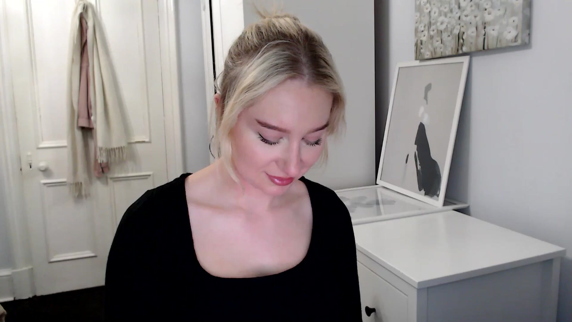 Gallery image thumbnail from British_Cutie's myfreecams stream on, 04/02/2025, 19:28 image 6 of 20