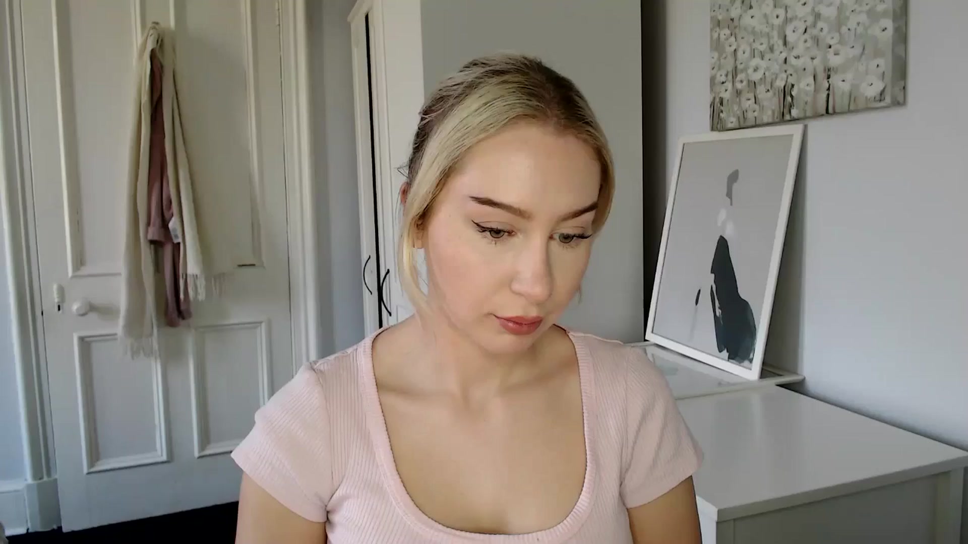 Gallery image thumbnail from British_Cutie's myfreecams stream on, 04/03/2025, 11:58 image 1 of 20