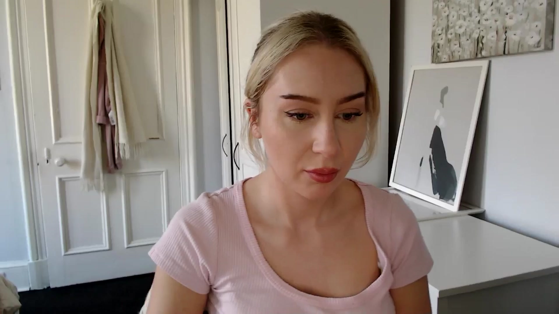 Gallery image thumbnail from British_Cutie's myfreecams stream on, 04/03/2025, 11:58 image 19 of 20