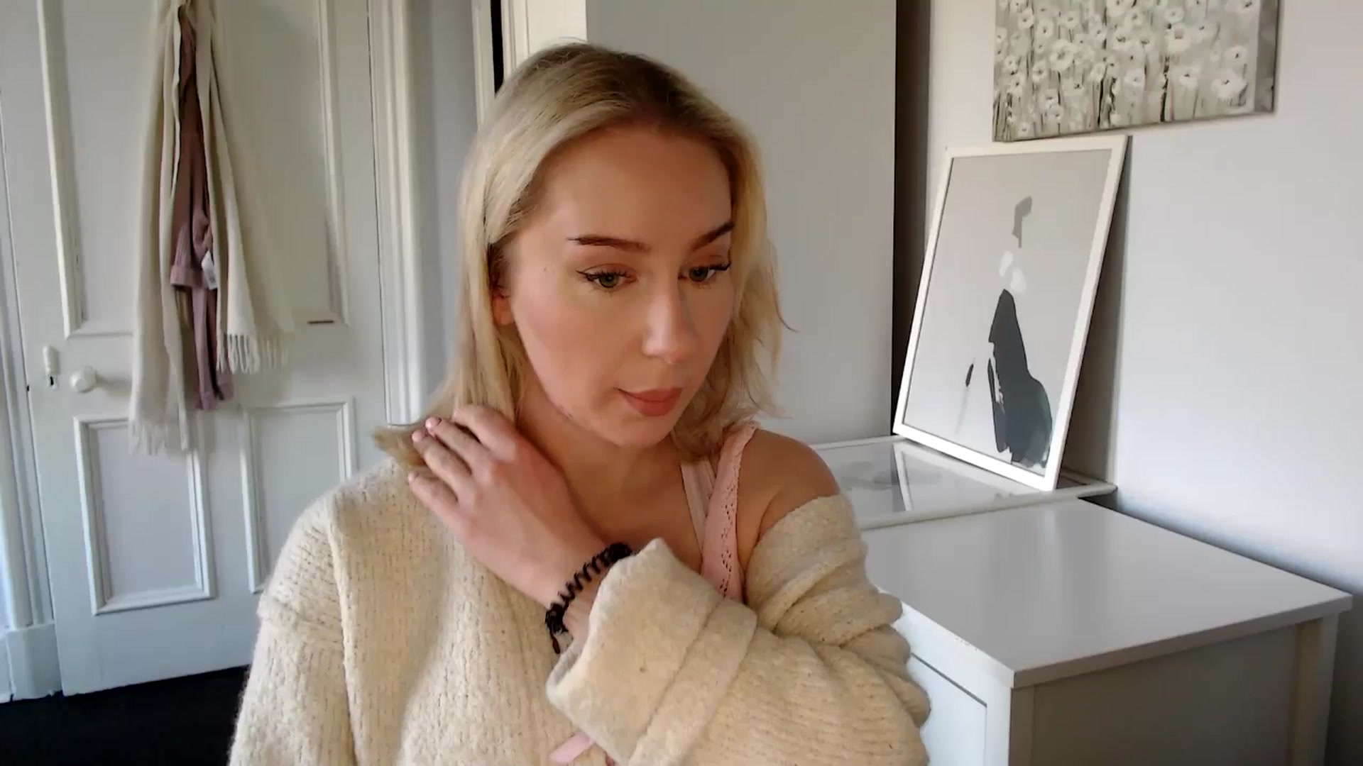 Gallery image thumbnail from British_Cutie's myfreecams stream on, 04/03/2025, 15:57 image 1 of 20