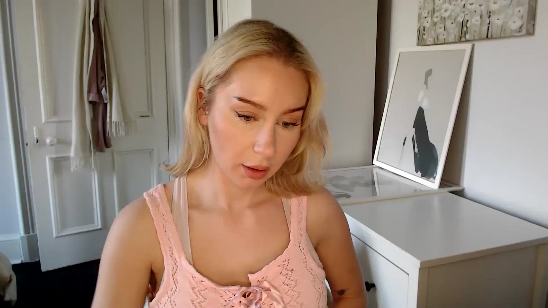 Gallery image thumbnail from British_Cutie's myfreecams stream on, 04/03/2025, 16:30 image 17 of 20