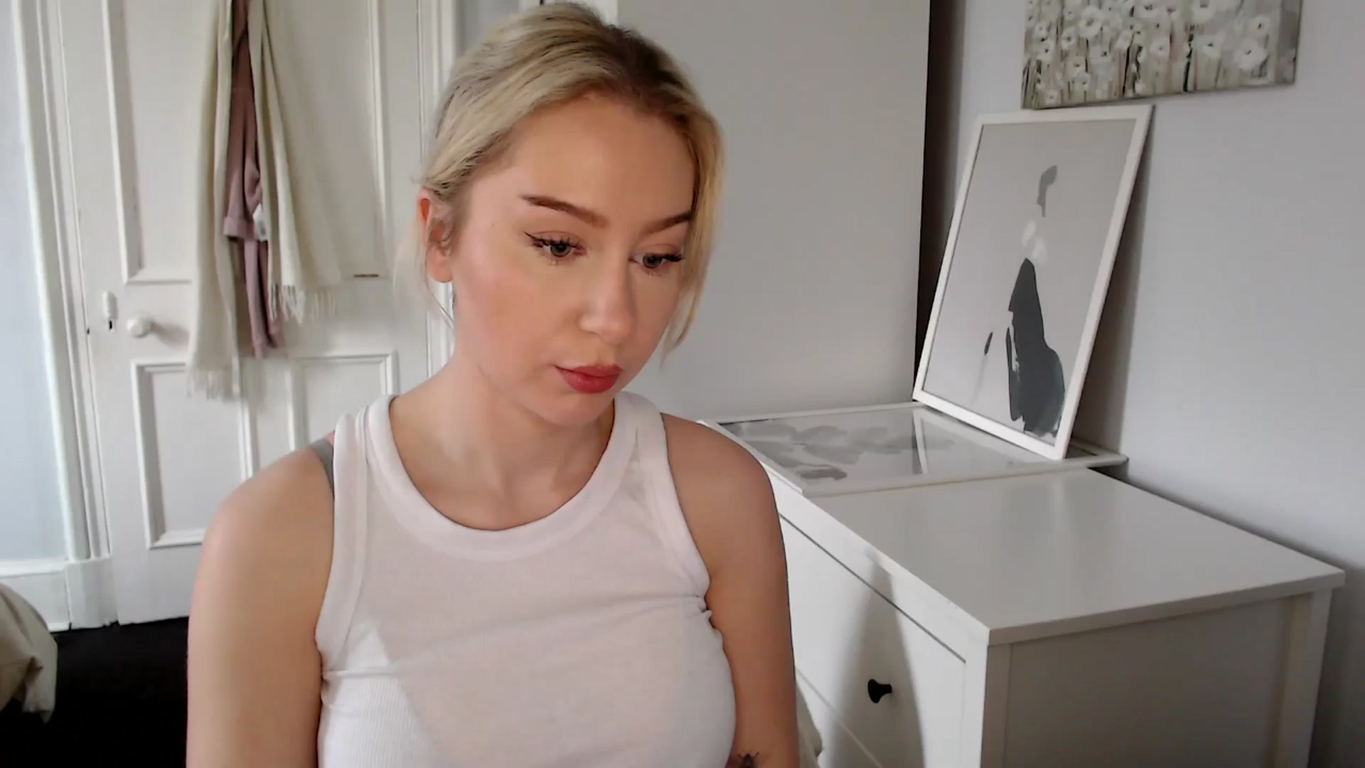 Gallery image thumbnail from British_Cutie's myfreecams stream on, 04/04/2025, 09:37 image 2 of 20