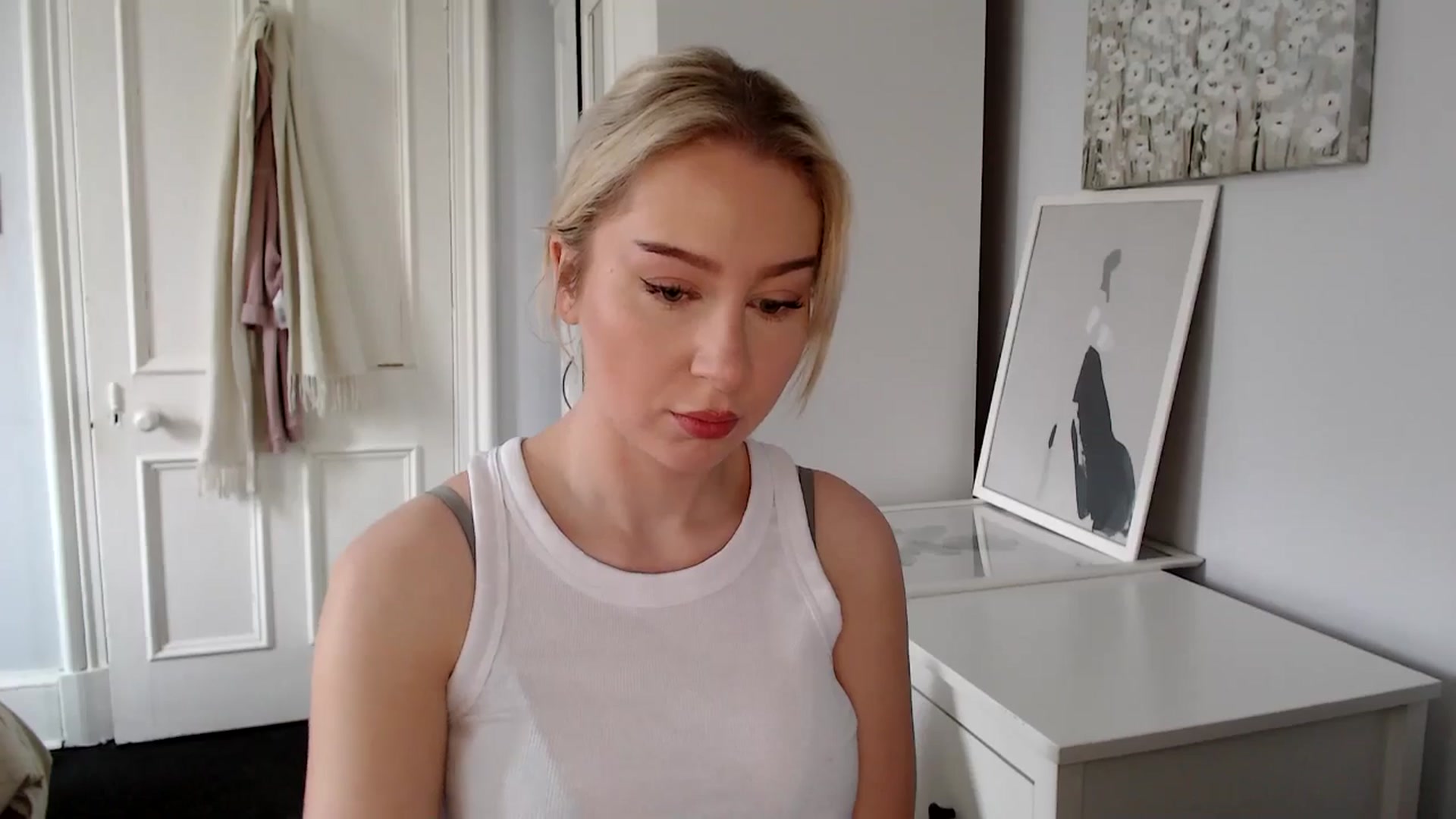 Gallery image thumbnail from British_Cutie's myfreecams stream on, 04/04/2025, 09:37 image 9 of 20