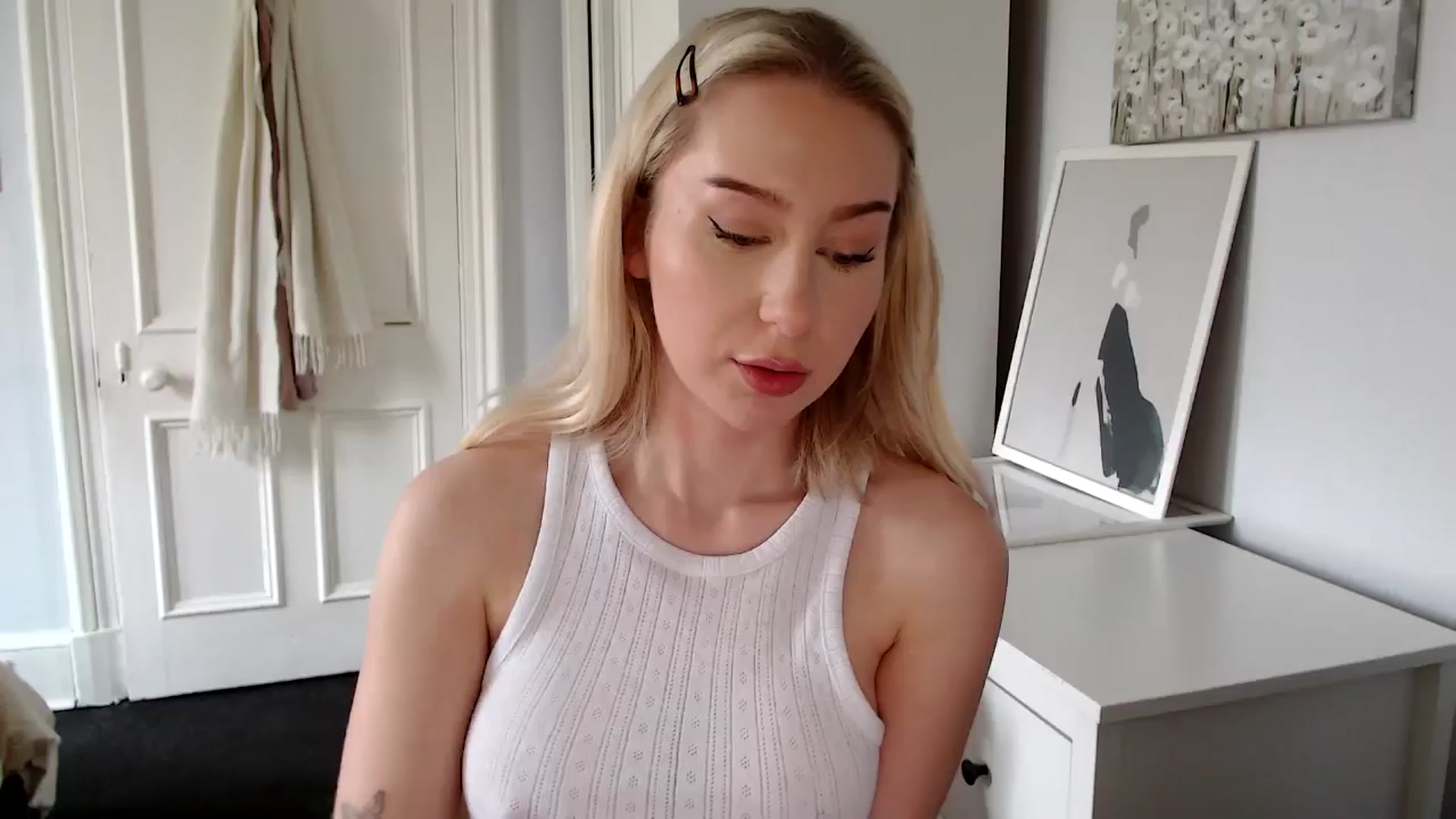 Gallery image thumbnail from British_Cutie's myfreecams stream on, 04/05/2025, 15:23 image 1 of 20