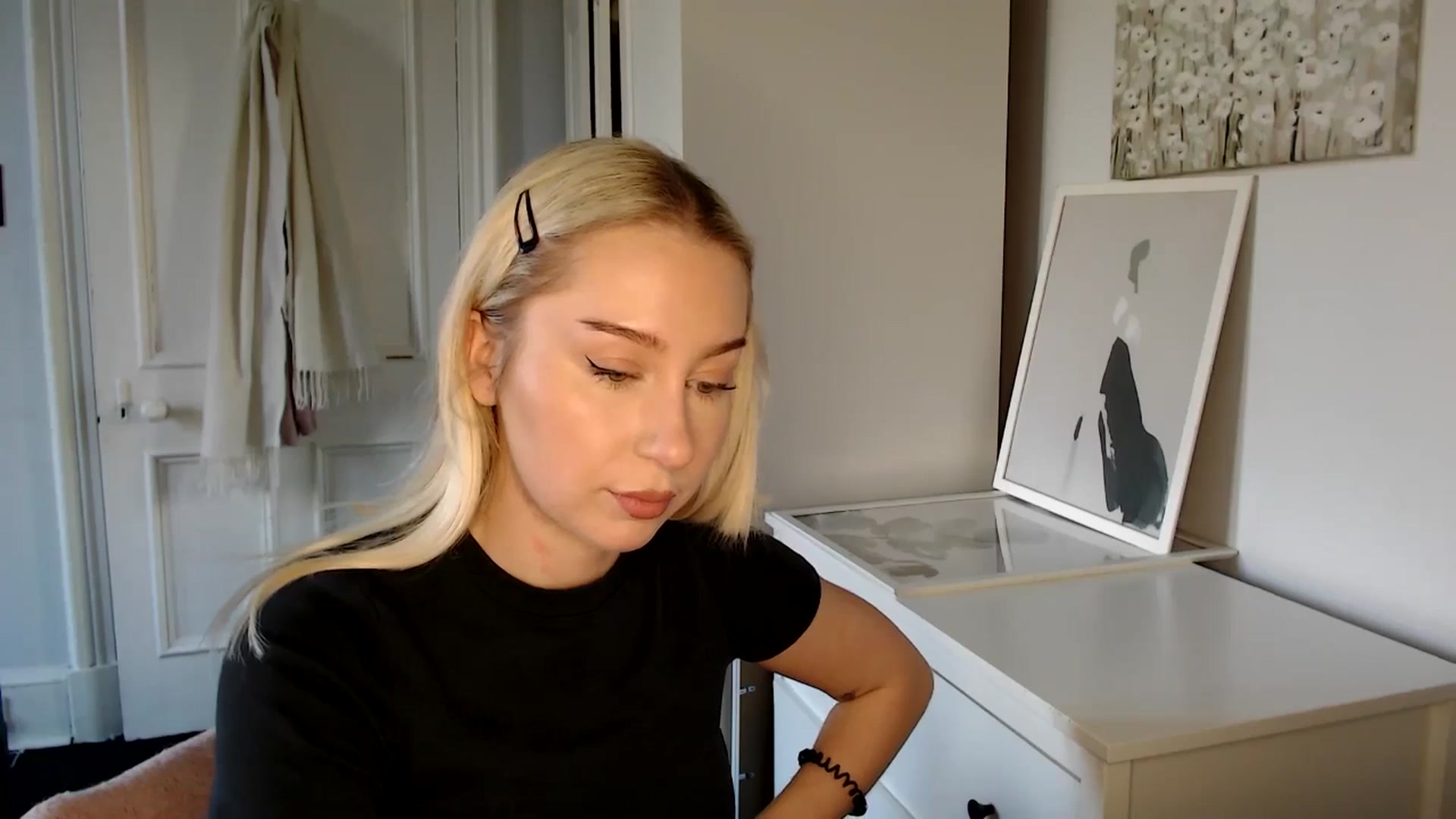 Gallery image thumbnail from British_Cutie's myfreecams stream on, 04/06/2025, 16:47 image 13 of 20