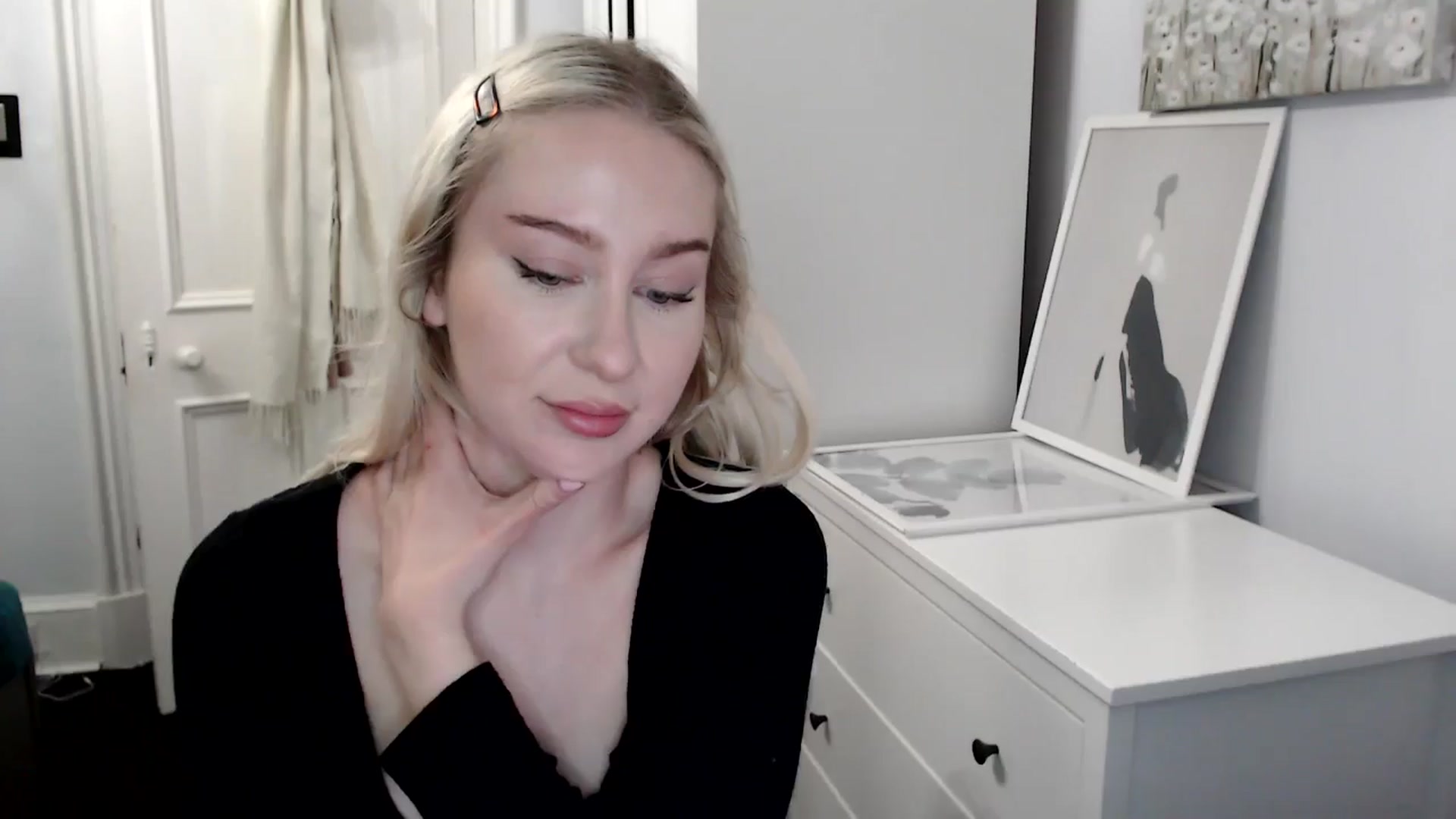 Gallery image thumbnail from British_Cutie's myfreecams stream on, 04/07/2025, 20:08 image 17 of 20