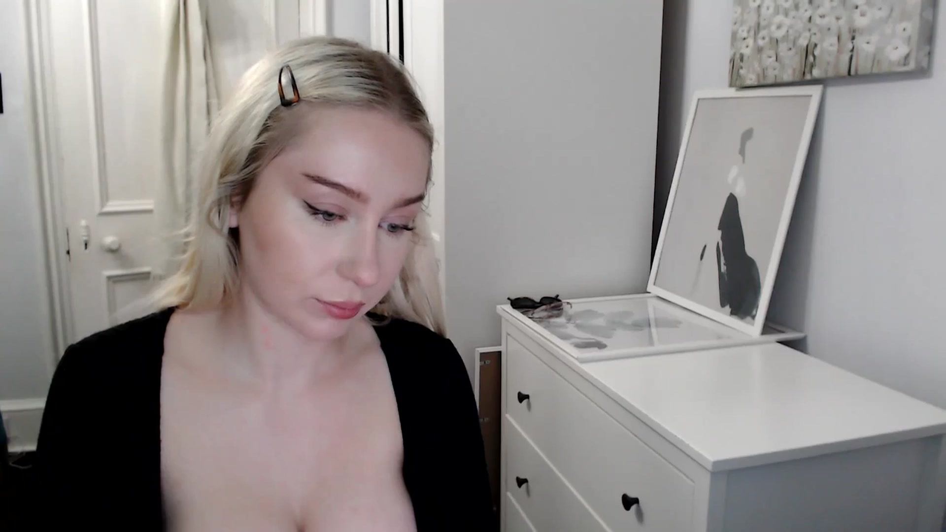 Gallery image thumbnail from British_Cutie's myfreecams stream on, 04/07/2025, 20:08 image 11 of 20