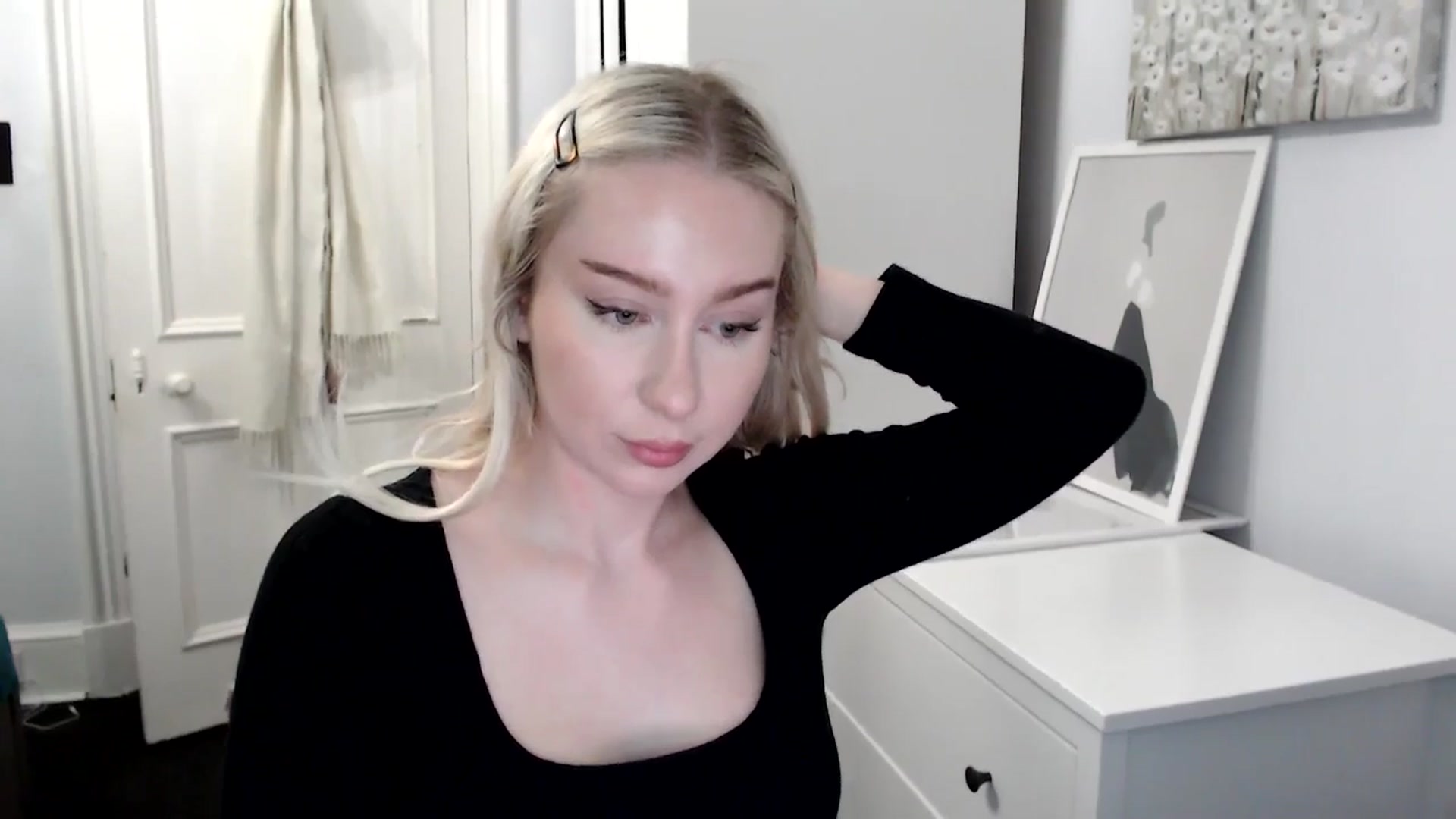 Gallery image thumbnail from British_Cutie's myfreecams stream on, 04/07/2025, 20:08 image 15 of 20