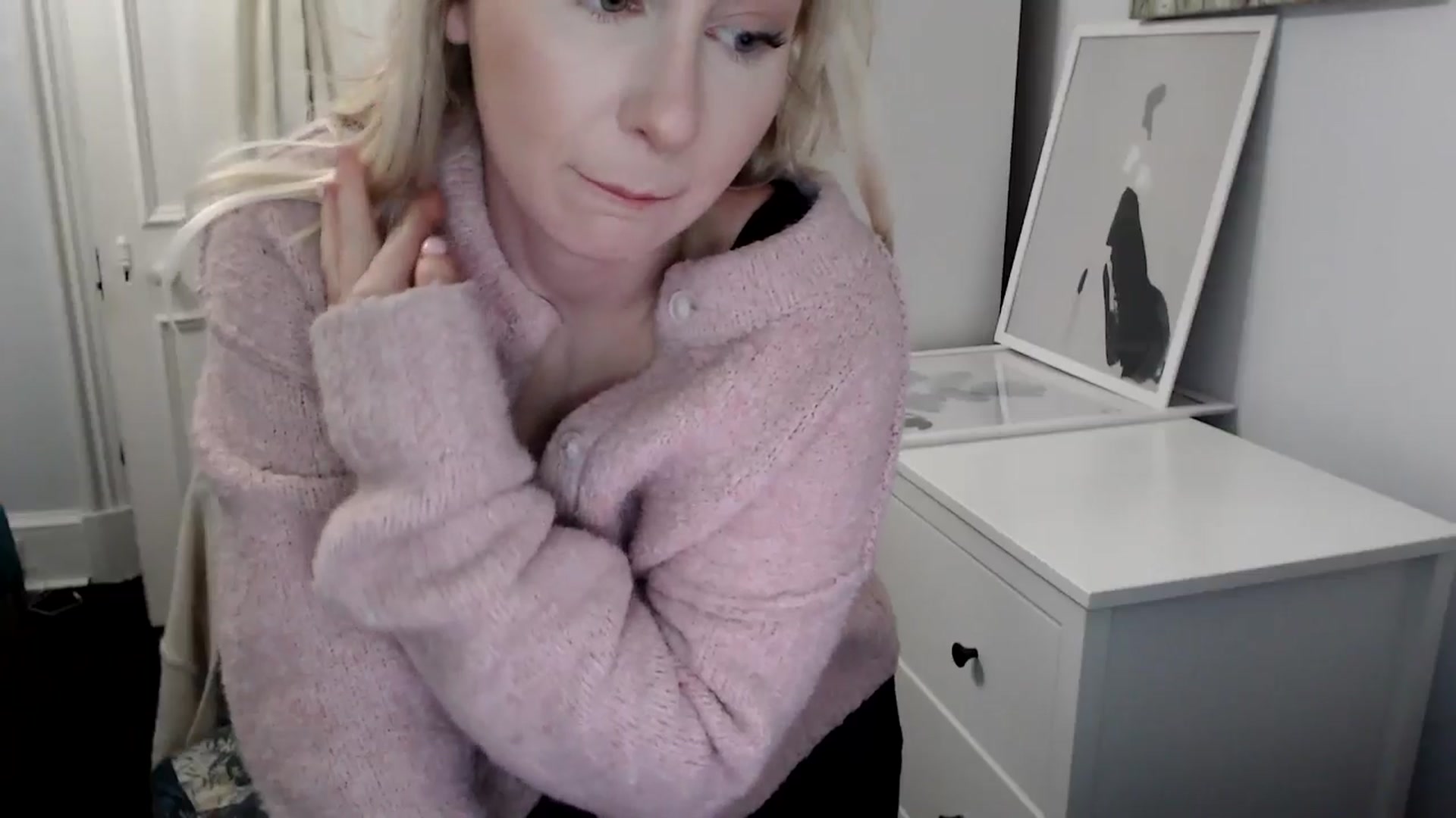Gallery image thumbnail from British_Cutie's myfreecams stream on, 04/07/2025, 20:08 image 2 of 20