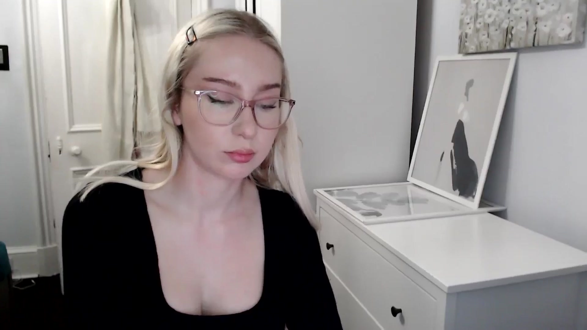 Gallery image thumbnail from British_Cutie's myfreecams stream on, 04/07/2025, 20:08 image 13 of 20
