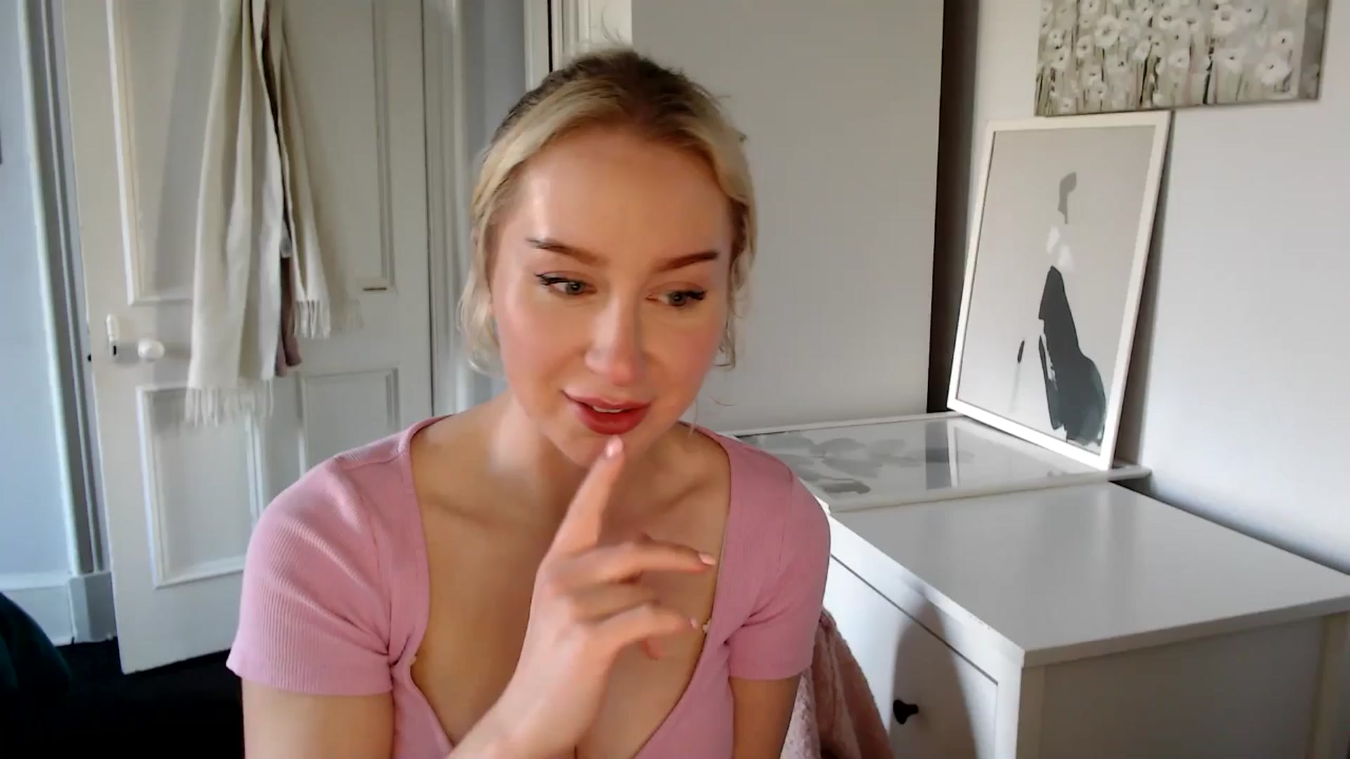 Gallery image thumbnail from British_Cutie's myfreecams stream on, 04/08/2025, 16:26 image 19 of 20