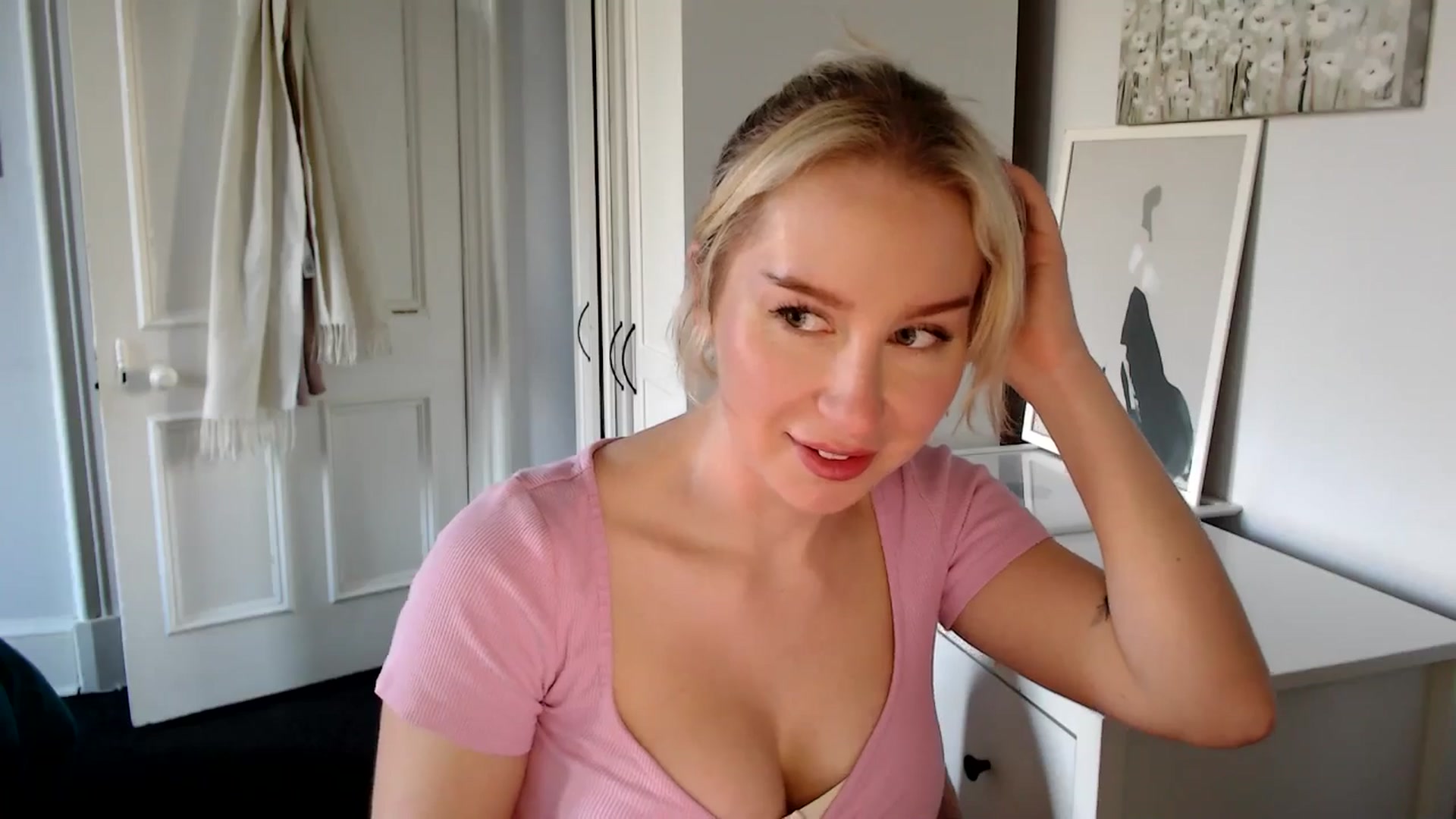 Gallery image thumbnail from British_Cutie's myfreecams stream on, 04/08/2025, 16:26 image 20 of 20