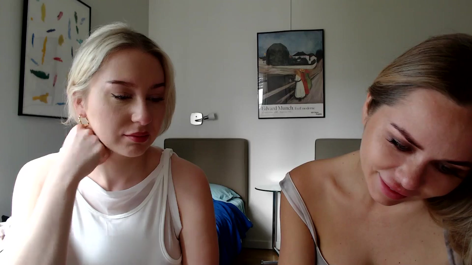 Gallery image thumbnail from British_Cutie's myfreecams stream on, 04/12/2025, 09:53 image 4 of 20