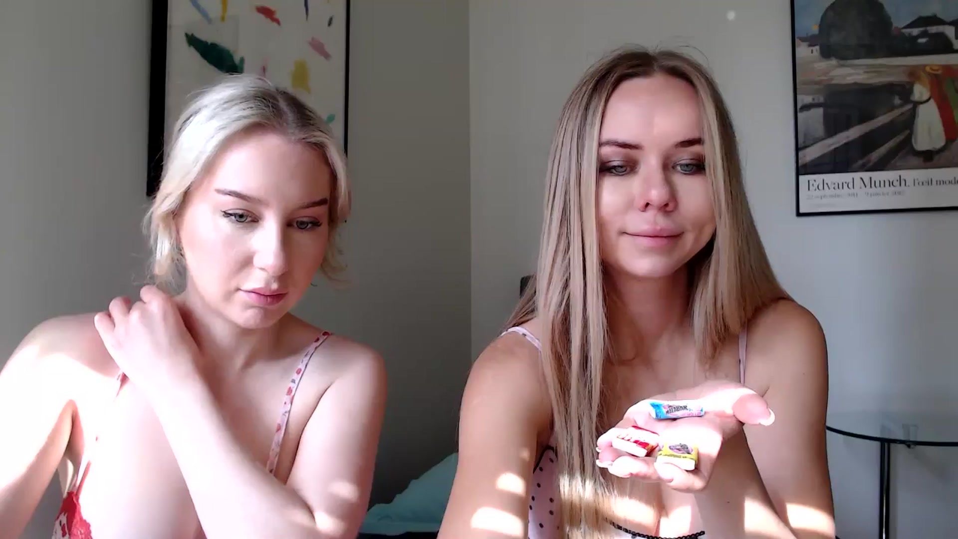 Gallery image thumbnail from British_Cutie's myfreecams stream on, 04/14/2025, 09:28 image 6 of 20