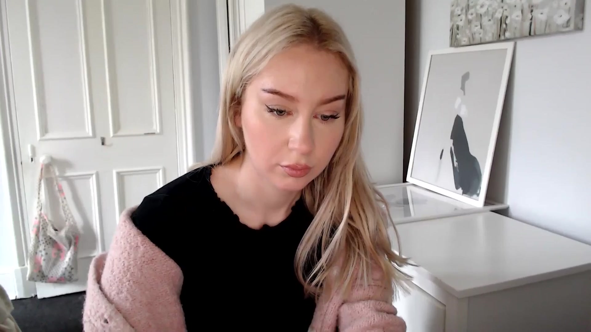 Gallery image thumbnail from British_Cutie's myfreecams stream on, 04/17/2025, 09:16 image 20 of 20