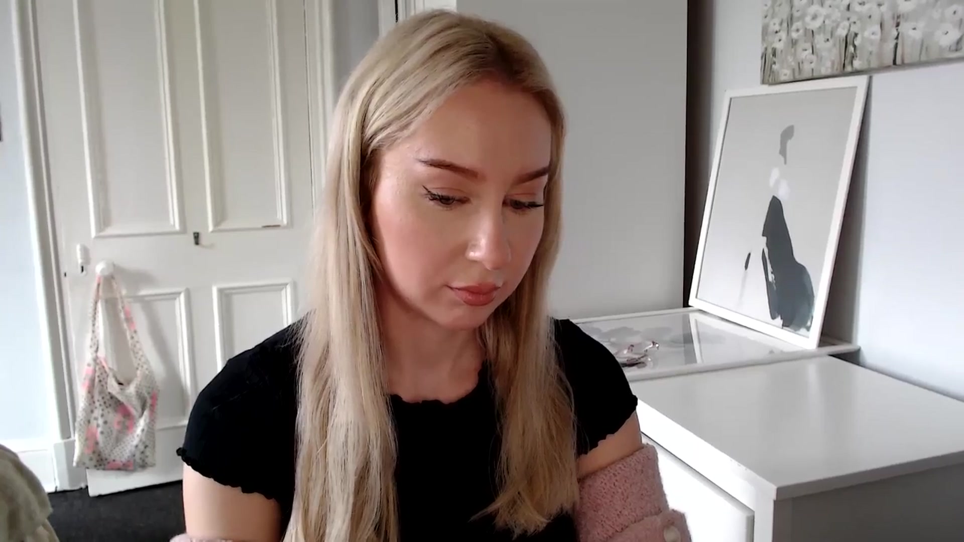Gallery image thumbnail from British_Cutie's myfreecams stream on, 04/17/2025, 09:55 image 13 of 20
