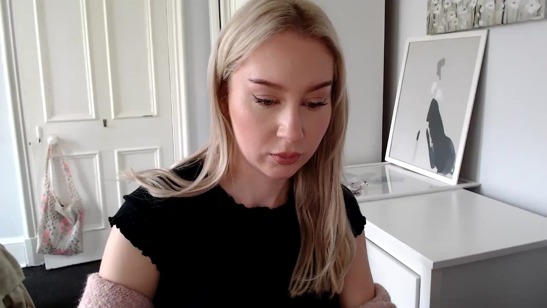 Gallery image thumbnail from British_Cutie's myfreecams stream on, 04/17/2025, 09:55 image 8 of 20