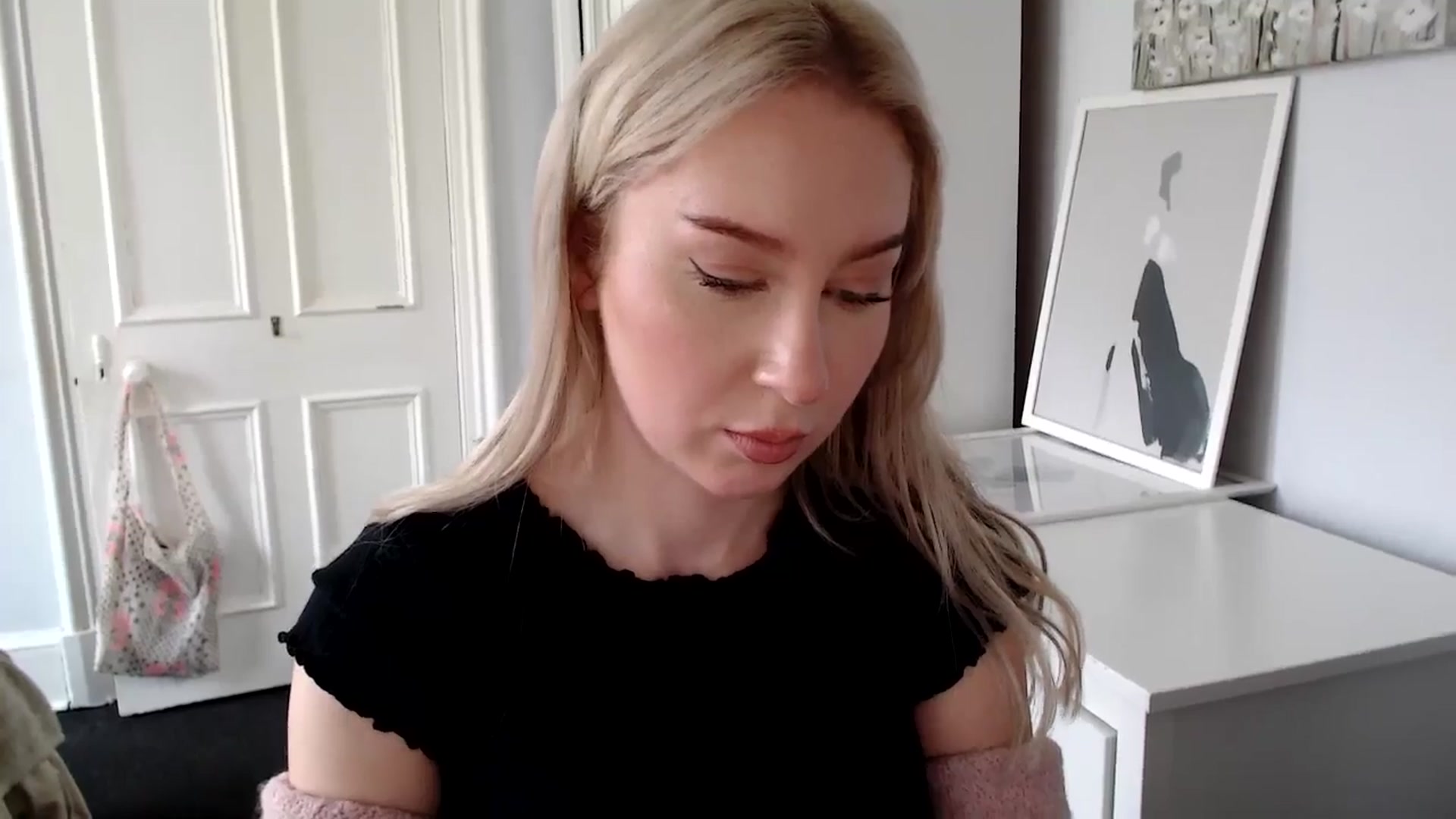 Gallery image thumbnail from British_Cutie's myfreecams stream on, 04/17/2025, 09:55 image 7 of 20