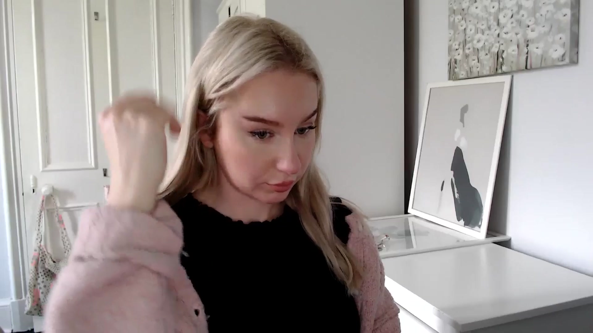 Gallery image thumbnail from British_Cutie's myfreecams stream on, 04/17/2025, 12:18 image 2 of 20