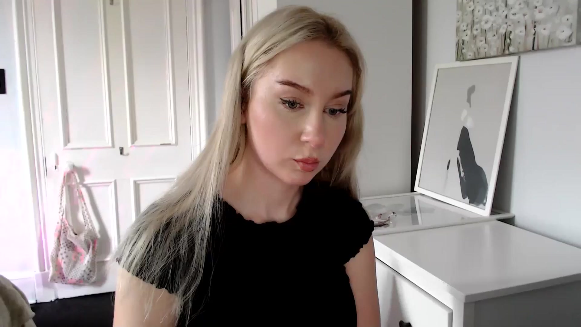 Gallery image thumbnail from British_Cutie's myfreecams stream on, 04/17/2025, 12:58 image 12 of 20