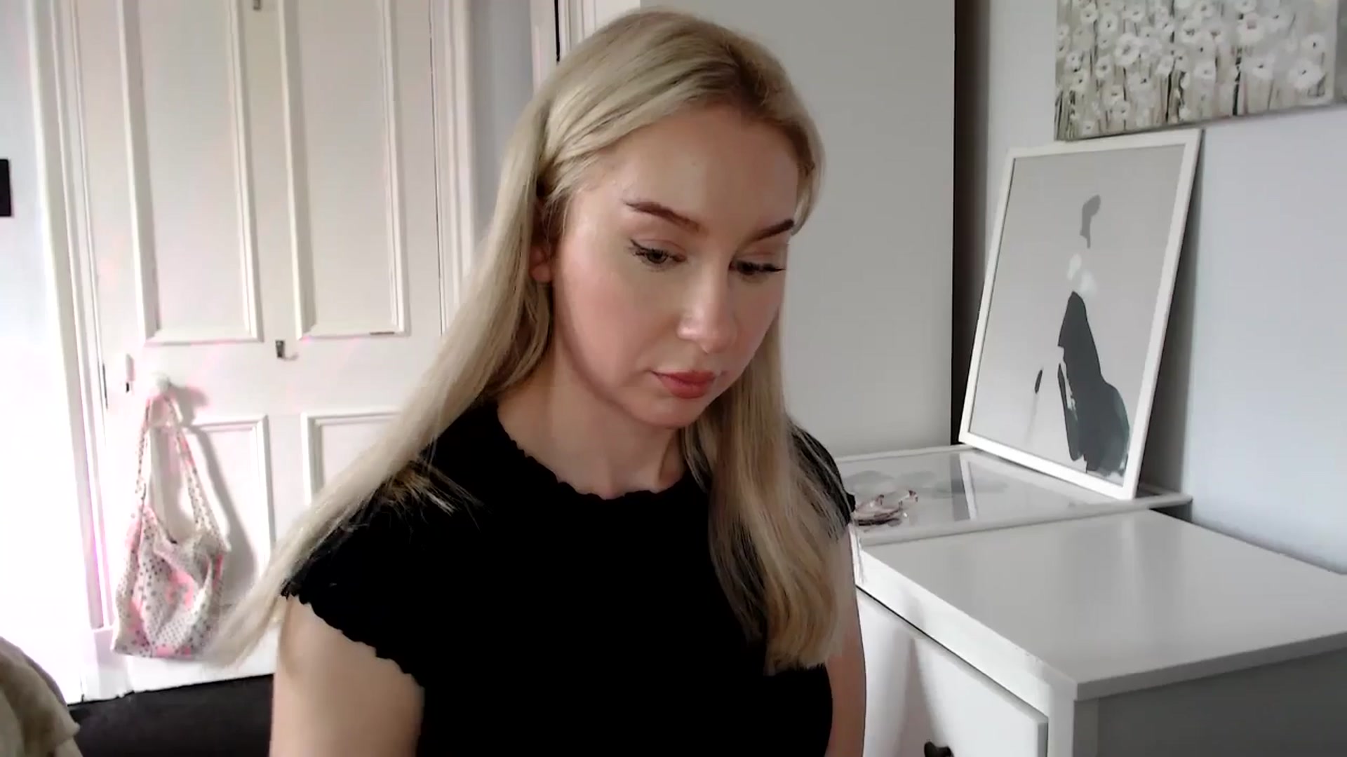 Gallery image thumbnail from British_Cutie's myfreecams stream on, 04/17/2025, 12:58 image 6 of 20