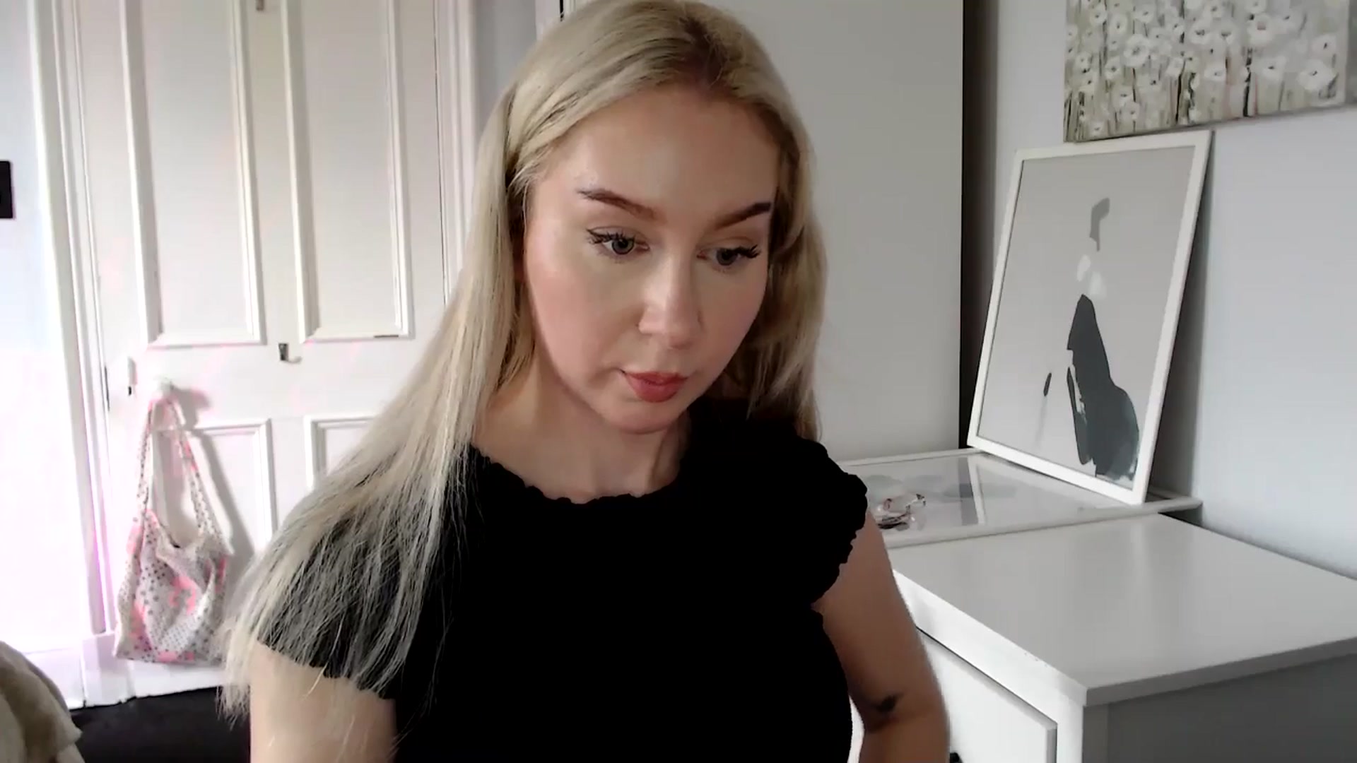 Gallery image thumbnail from British_Cutie's myfreecams stream on, 04/17/2025, 12:58 image 11 of 20
