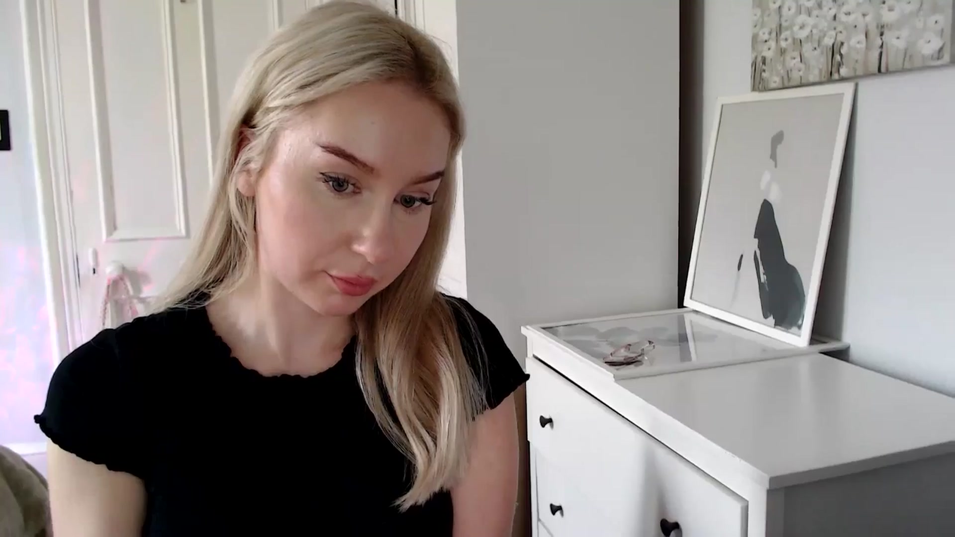Gallery image thumbnail from British_Cutie's myfreecams stream on, 04/17/2025, 13:24 image 5 of 20