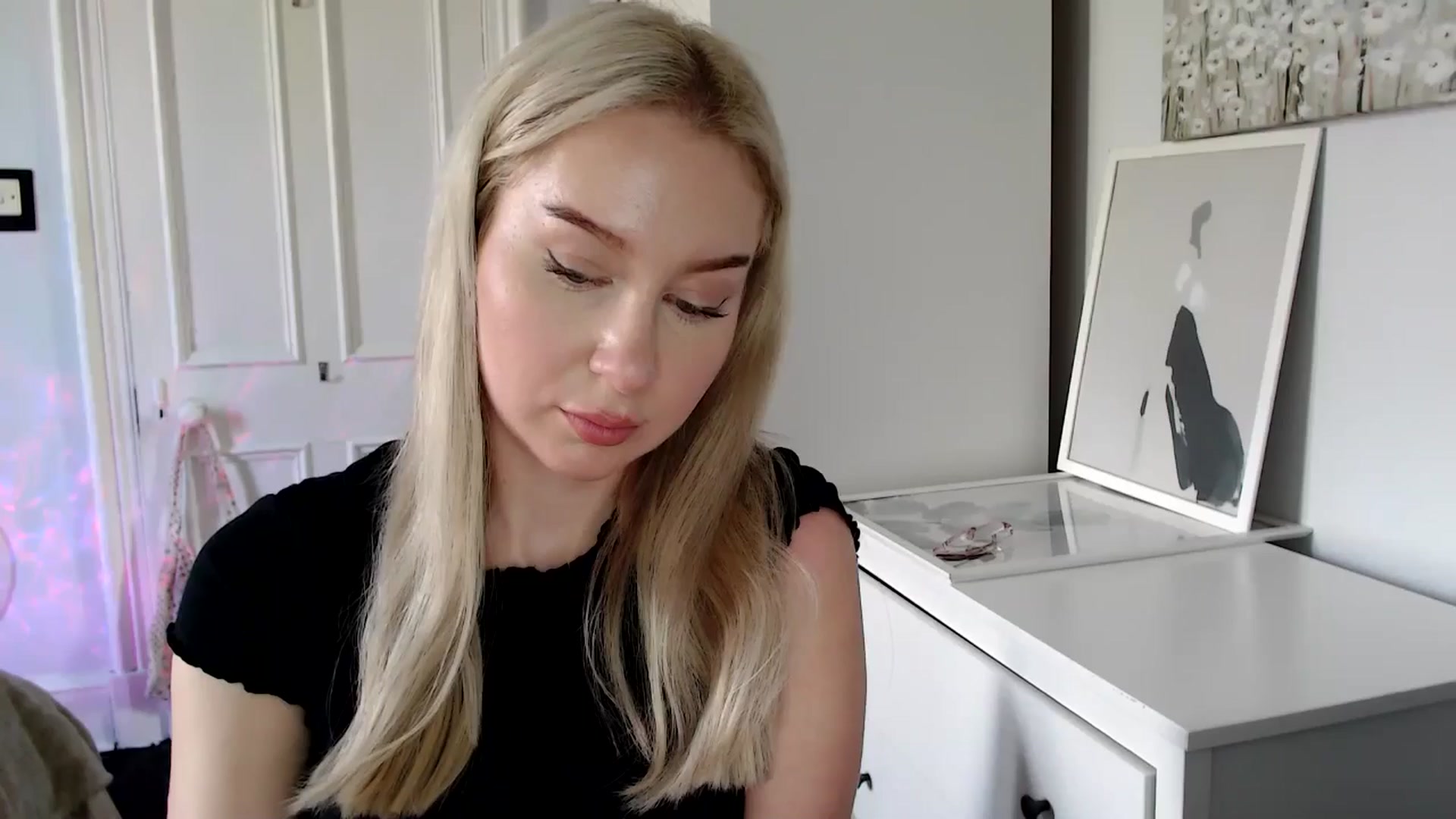Gallery image thumbnail from British_Cutie's myfreecams stream on, 04/17/2025, 13:24 image 13 of 20
