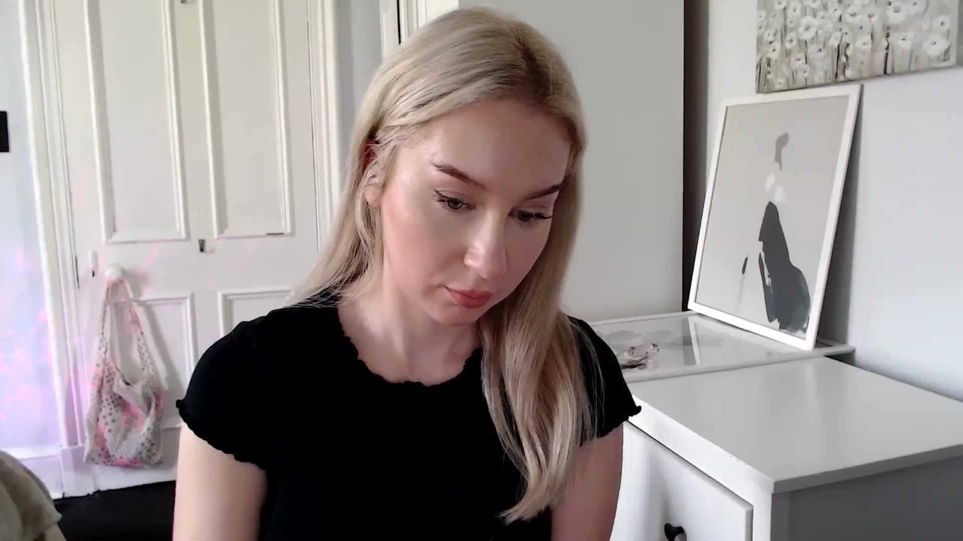 Gallery image thumbnail from British_Cutie's myfreecams stream on, 04/17/2025, 13:24 image 4 of 20