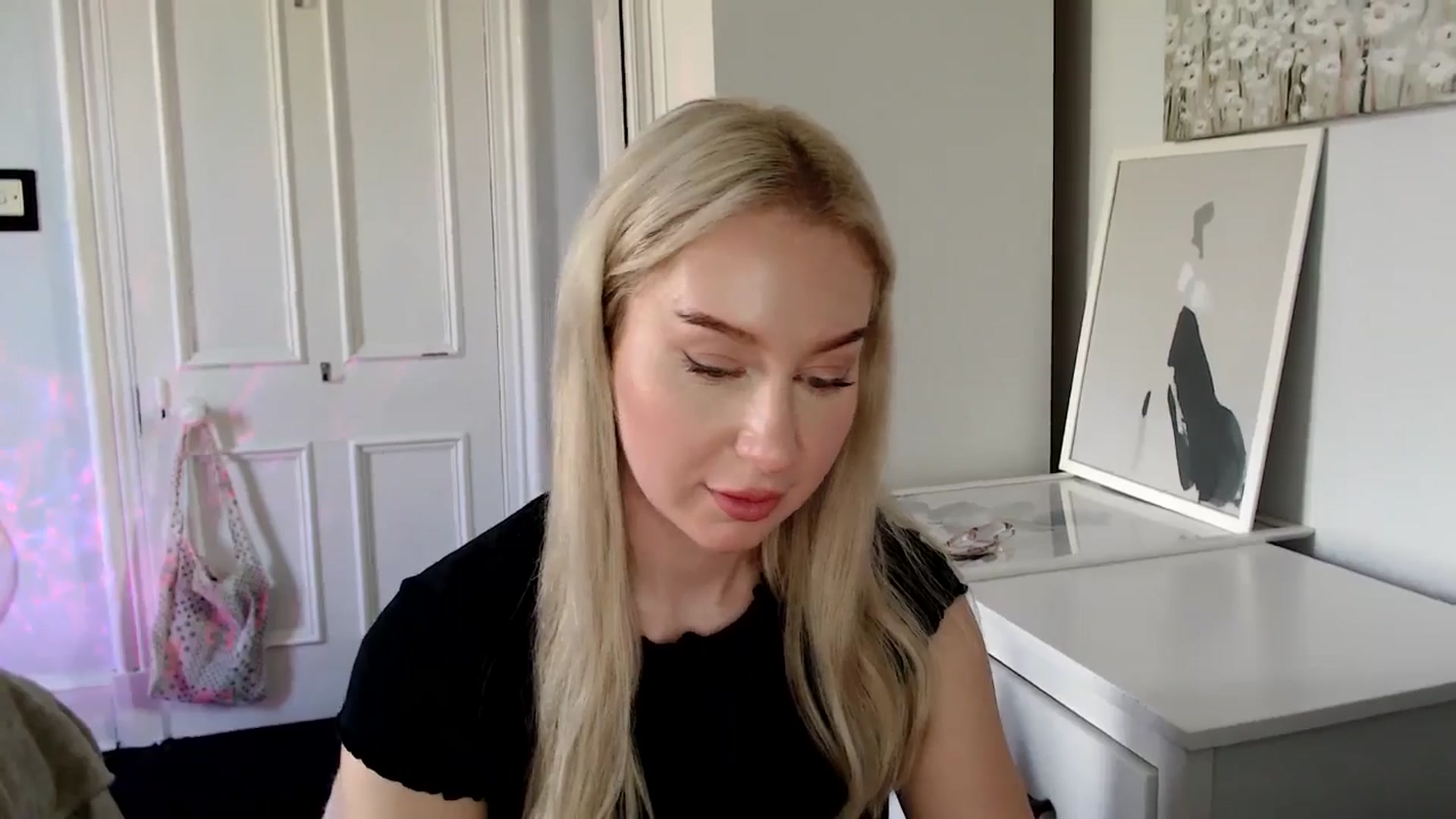 Gallery image thumbnail from British_Cutie's myfreecams stream on, 04/17/2025, 13:24 image 15 of 20