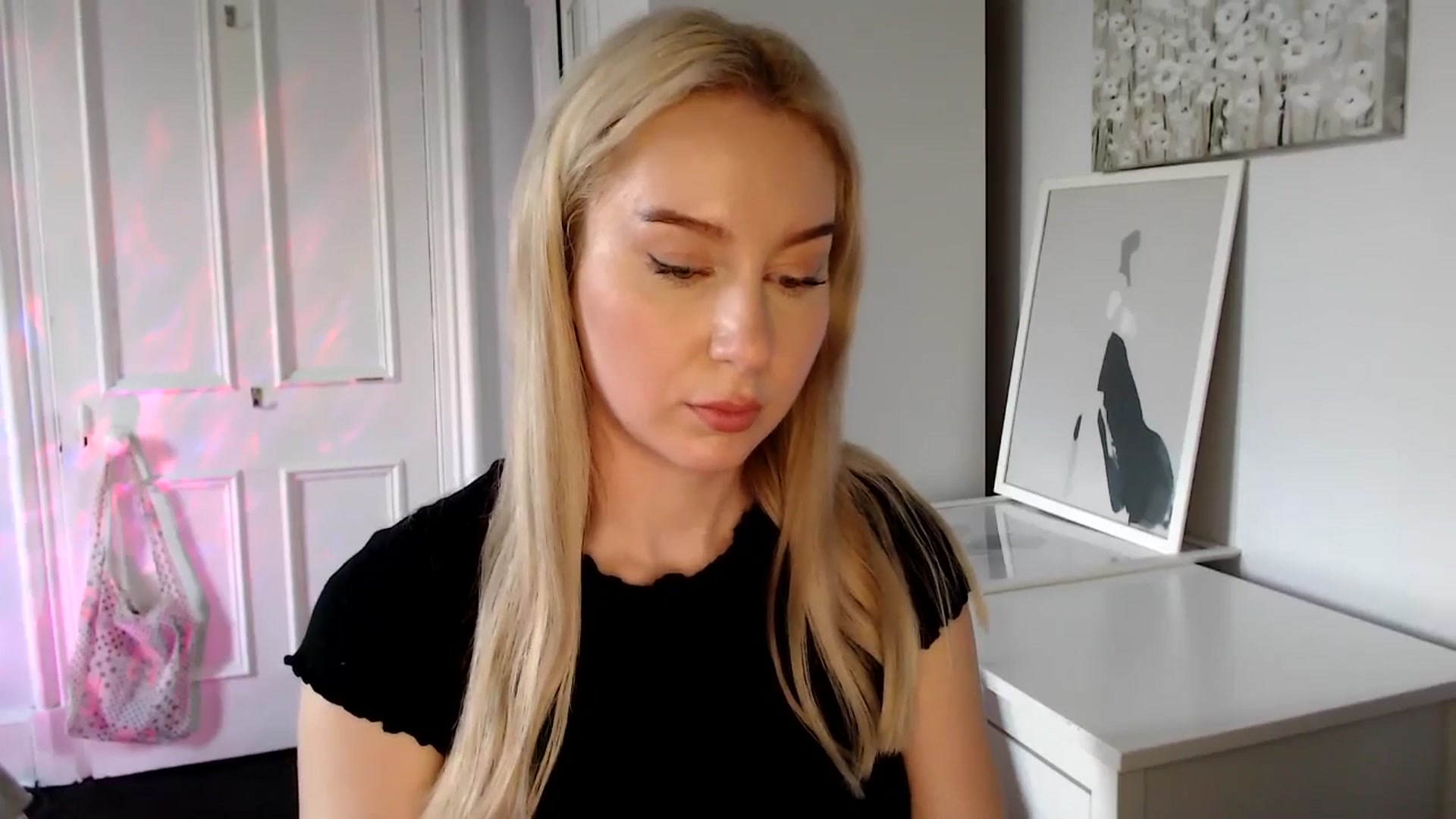 Gallery image thumbnail from British_Cutie's myfreecams stream on, 04/17/2025, 14:30 image 7 of 20