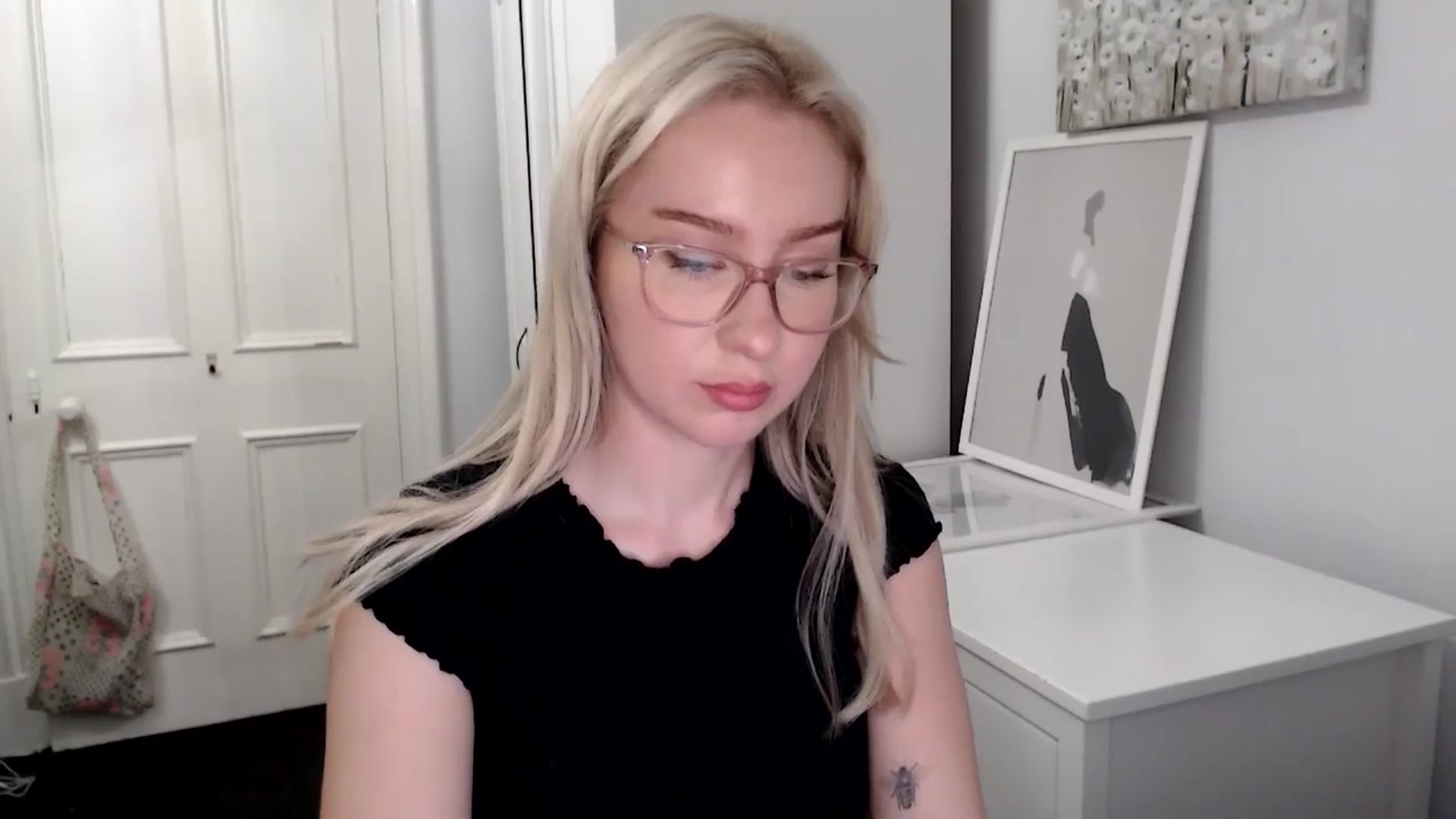 Gallery image thumbnail from British_Cutie's myfreecams stream on, 04/17/2025, 20:20 image 10 of 20