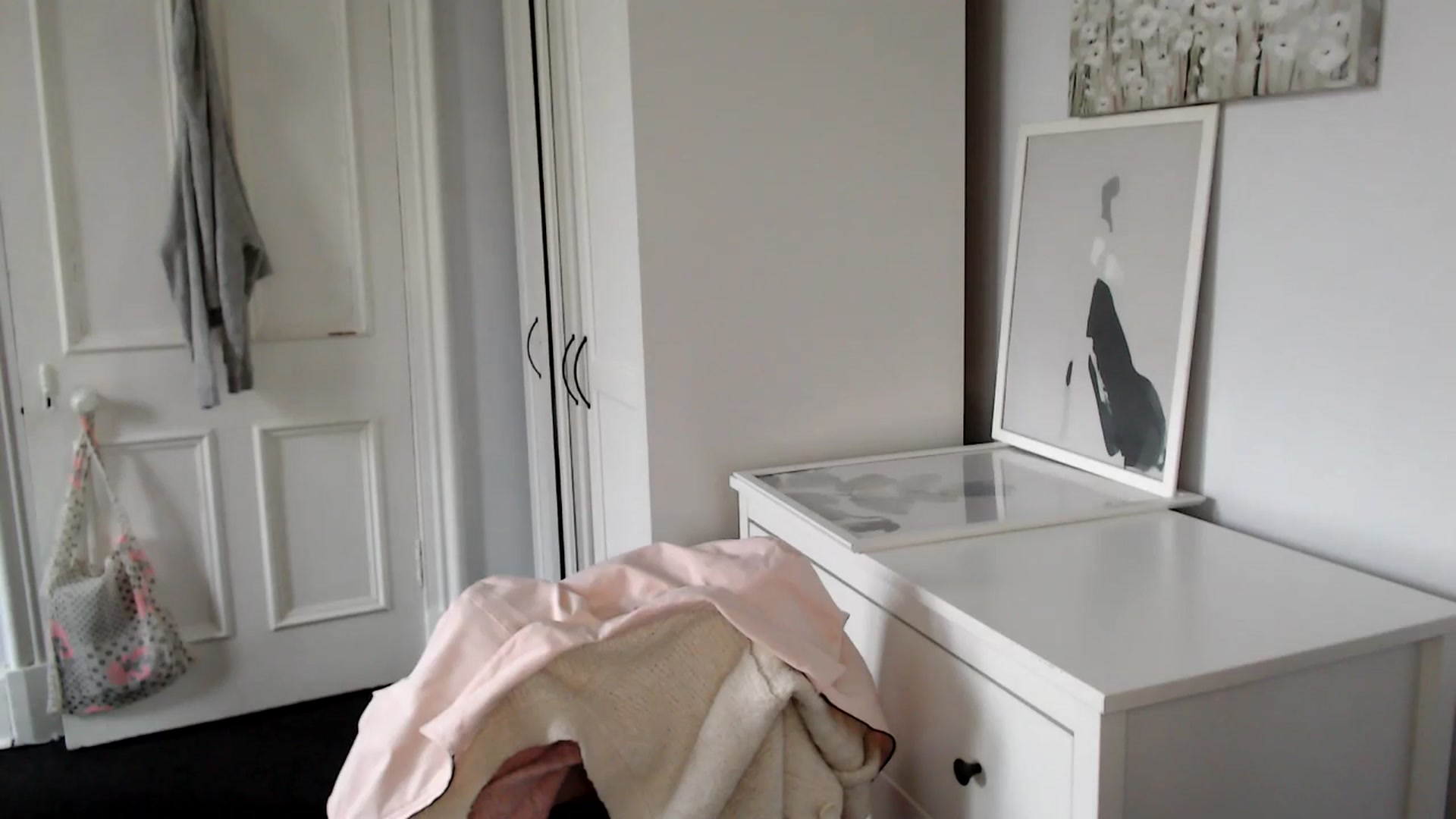 Gallery image thumbnail from British_Cutie's myfreecams stream on, 04/18/2025, 15:03 image 19 of 20