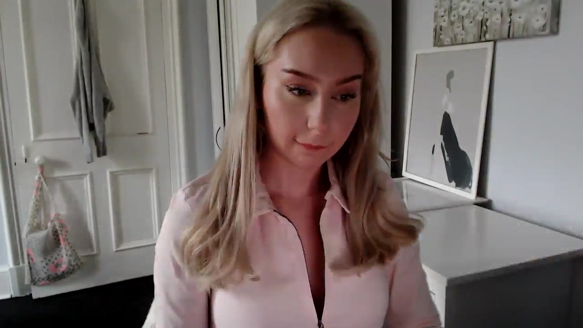 Gallery image thumbnail from British_Cutie's myfreecams stream on, 04/18/2025, 15:03 image 15 of 20