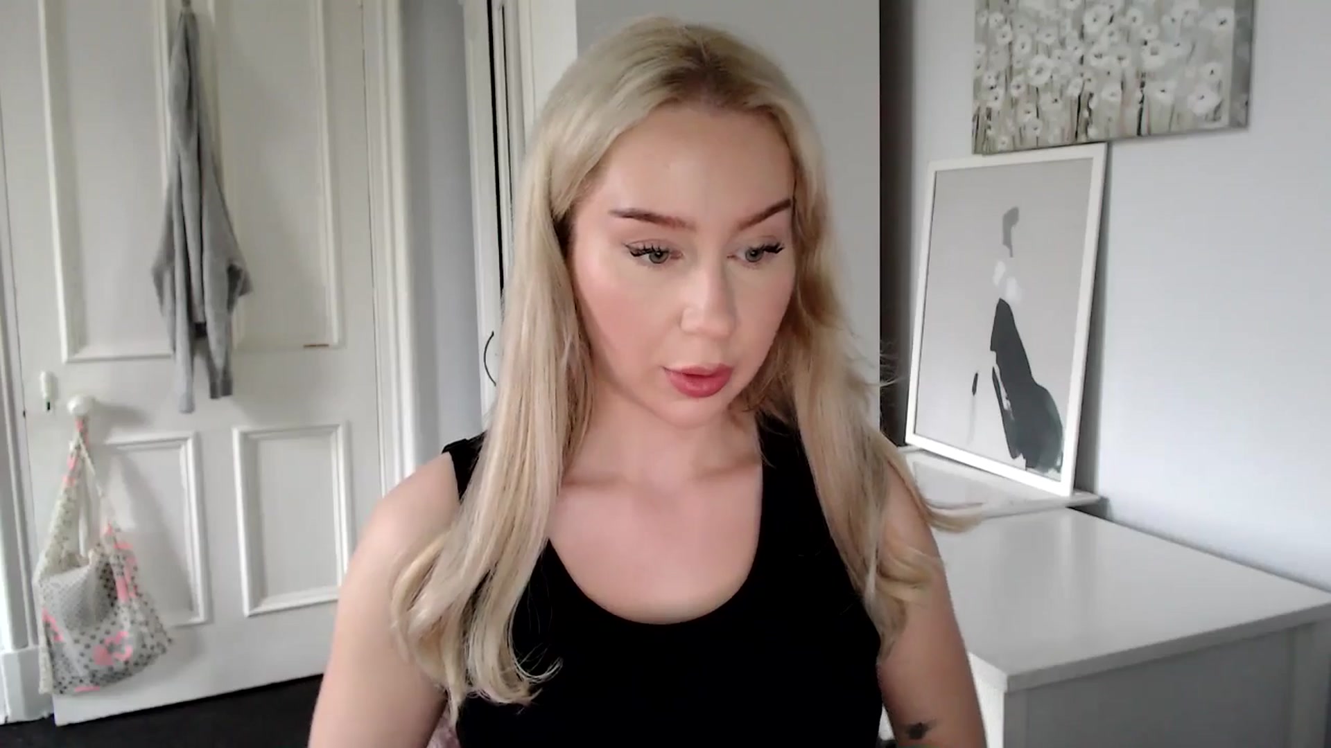 Gallery image thumbnail from British_Cutie's myfreecams stream on, 04/18/2025, 16:00 image 19 of 20