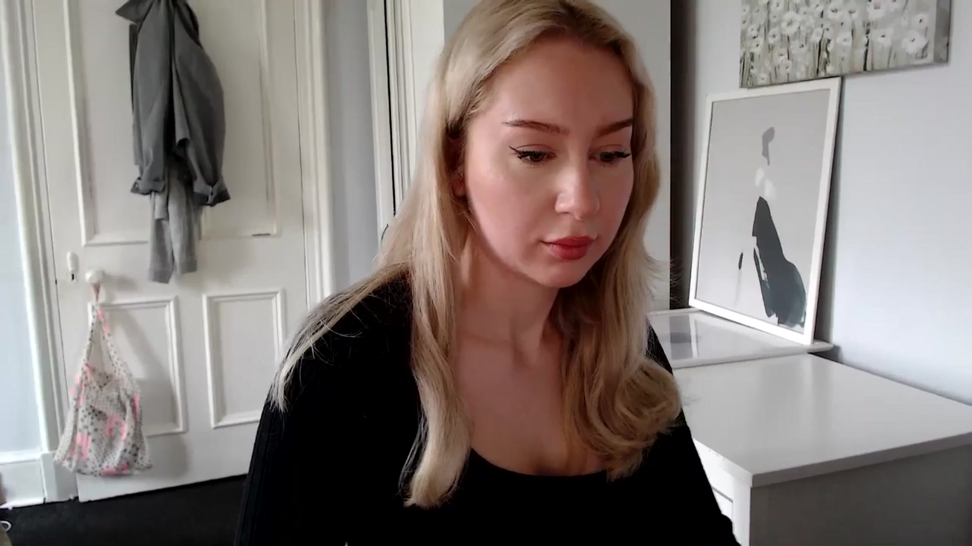 Gallery image thumbnail from British_Cutie's myfreecams stream on, 04/19/2025, 09:38 image 16 of 20