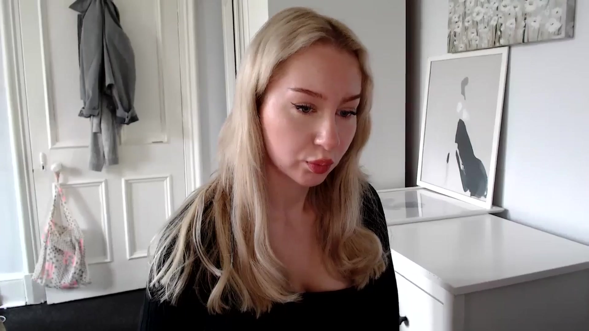 Gallery image thumbnail from British_Cutie's myfreecams stream on, 04/19/2025, 09:38 image 14 of 20