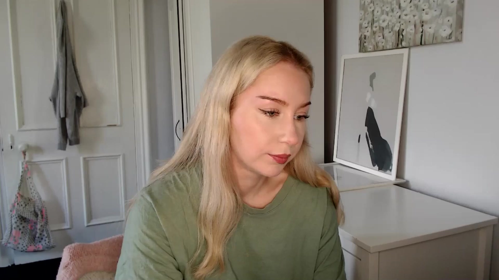 Gallery image thumbnail from British_Cutie's myfreecams stream on, 04/21/2025, 11:18 image 12 of 20