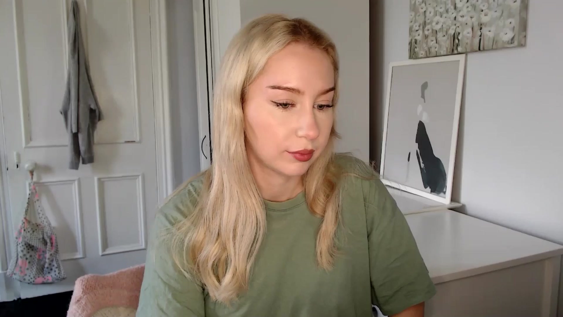 Gallery image thumbnail from British_Cutie's myfreecams stream on, 04/21/2025, 11:18 image 19 of 20