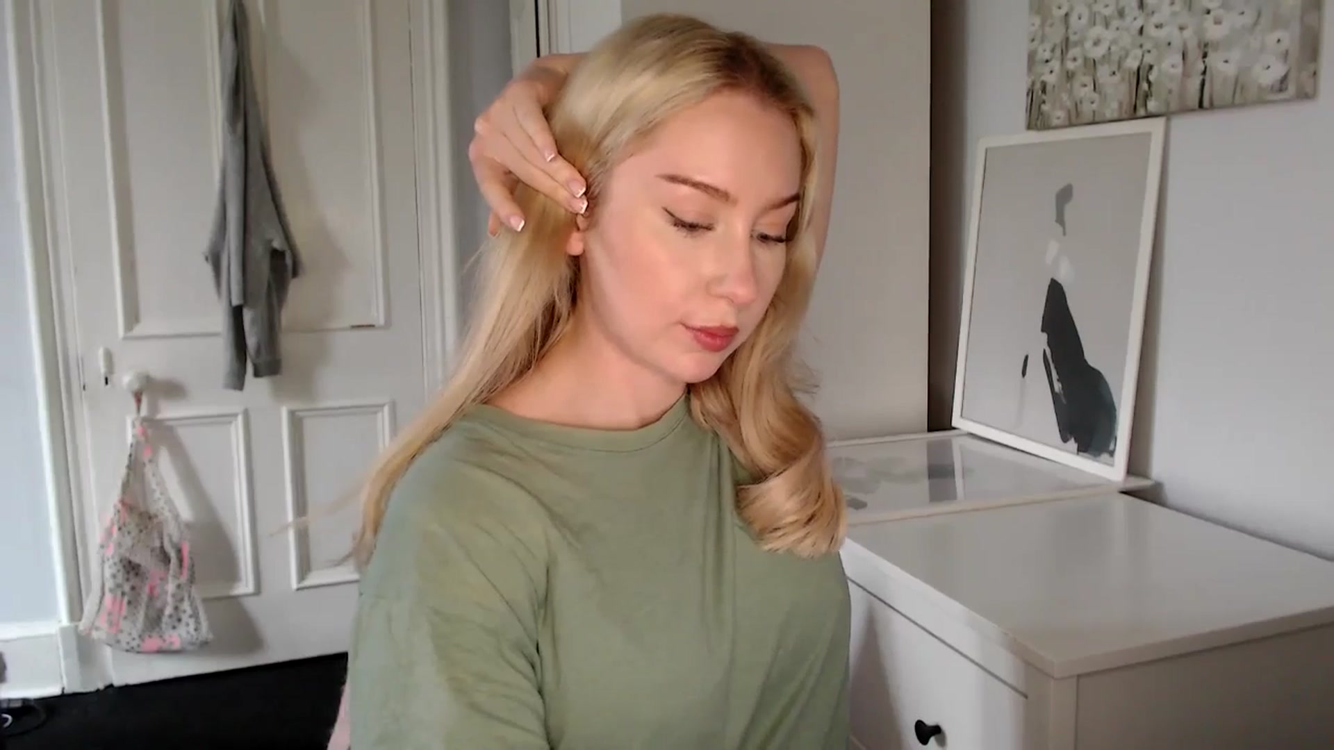 Gallery image thumbnail from British_Cutie's myfreecams stream on, 04/21/2025, 13:40 image 20 of 20