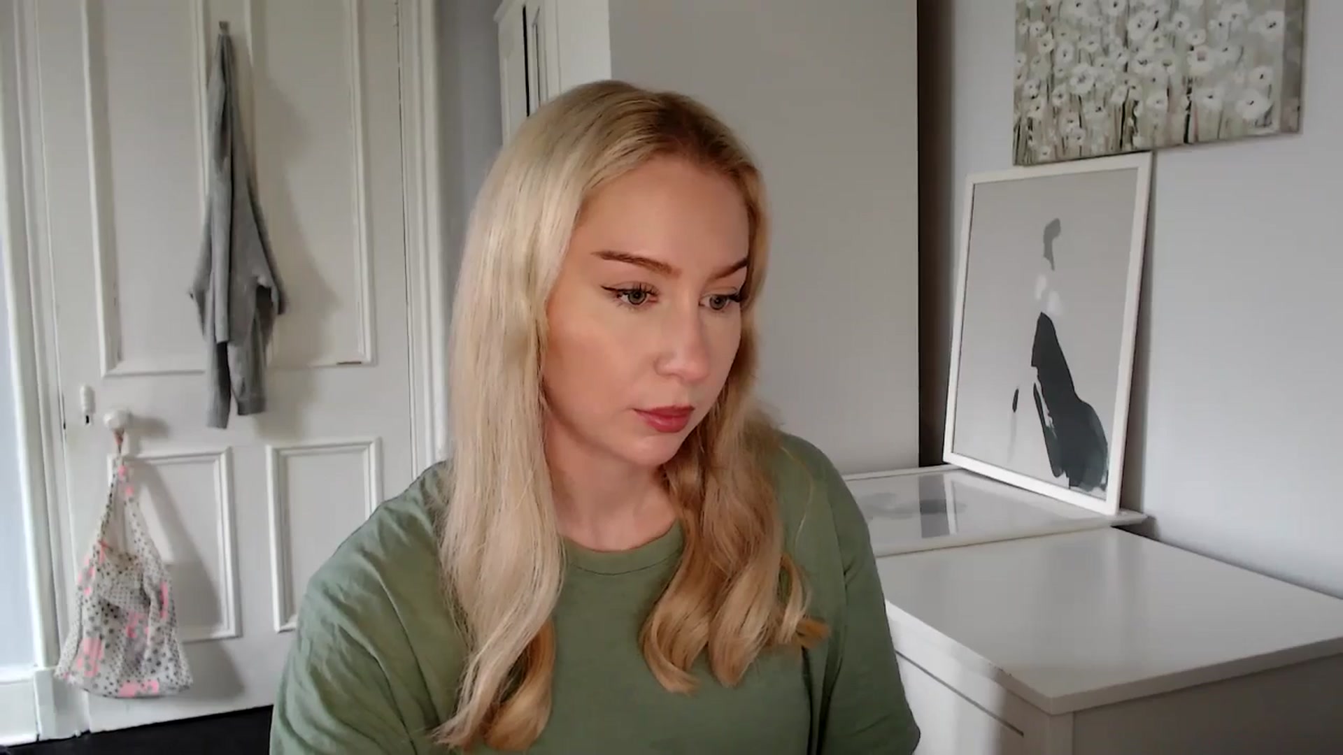 Gallery image thumbnail from British_Cutie's myfreecams stream on, 04/21/2025, 13:40 image 3 of 20
