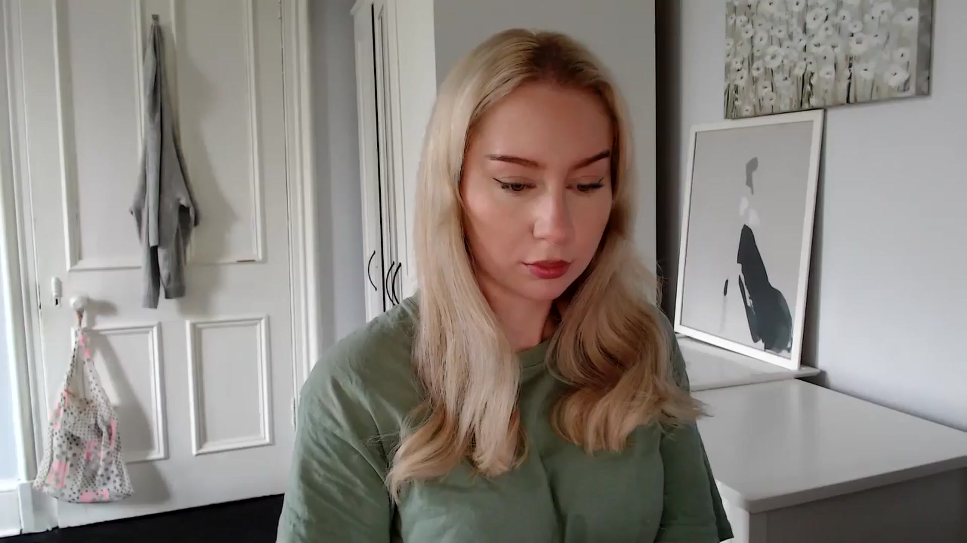 Gallery image thumbnail from British_Cutie's myfreecams stream on, 04/21/2025, 13:40 image 1 of 20