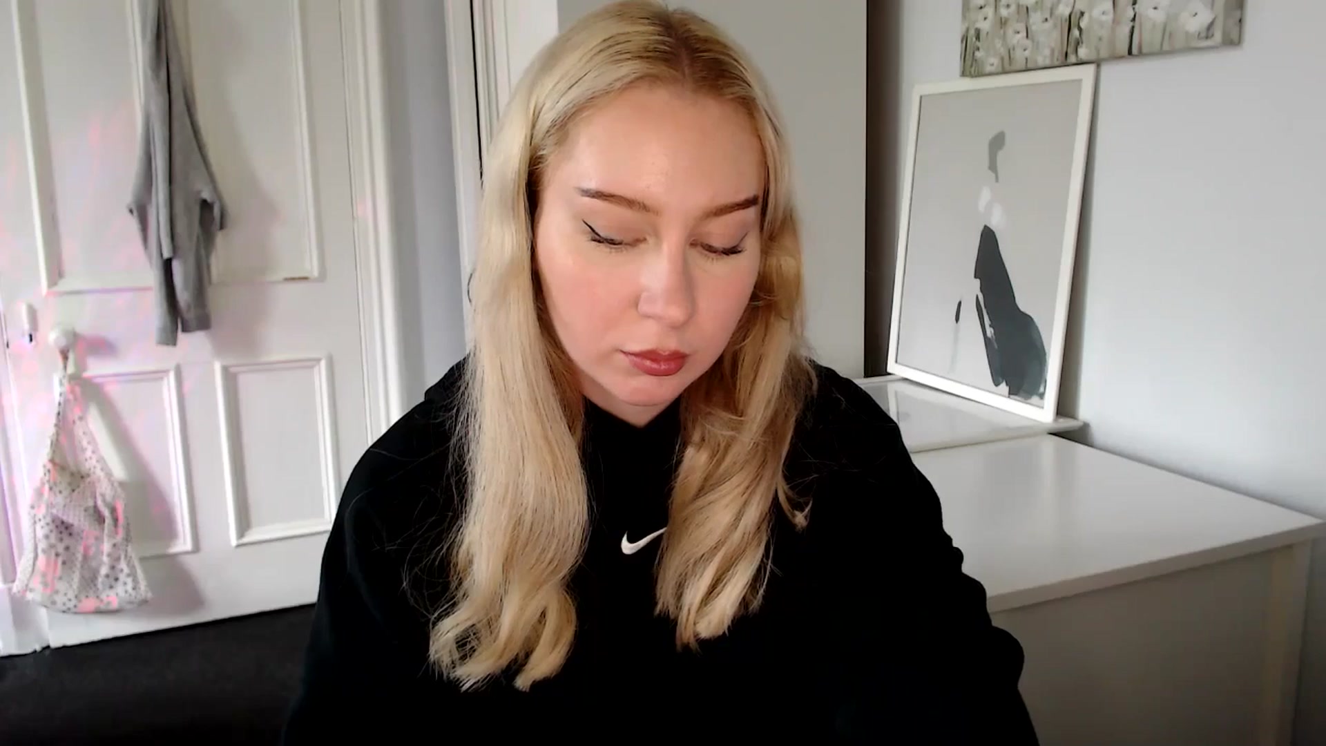 Gallery image thumbnail from British_Cutie's myfreecams stream on, 04/22/2025, 12:58 image 10 of 20