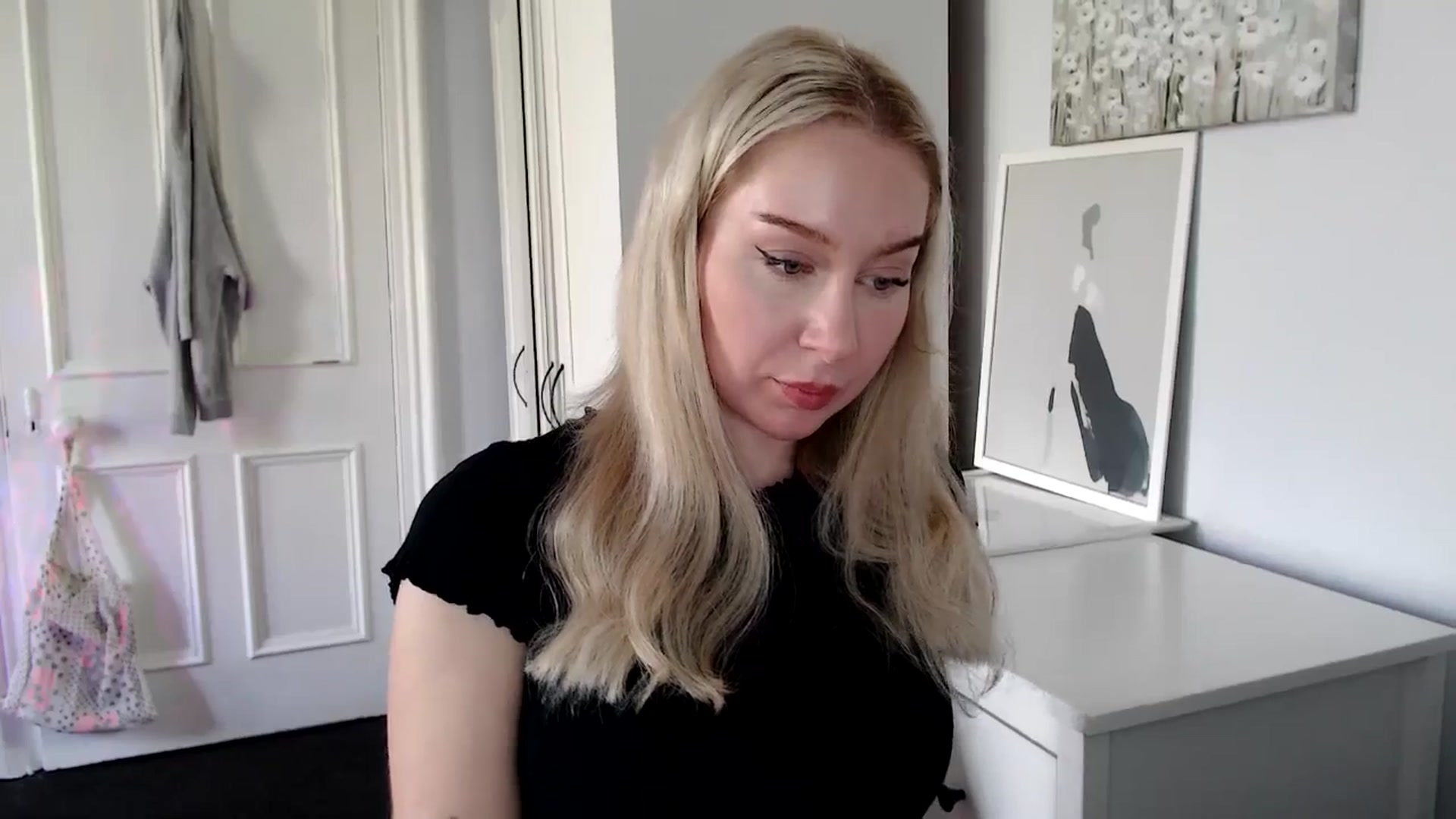 Gallery image thumbnail from British_Cutie's myfreecams stream on, 04/22/2025, 13:27 image 13 of 20