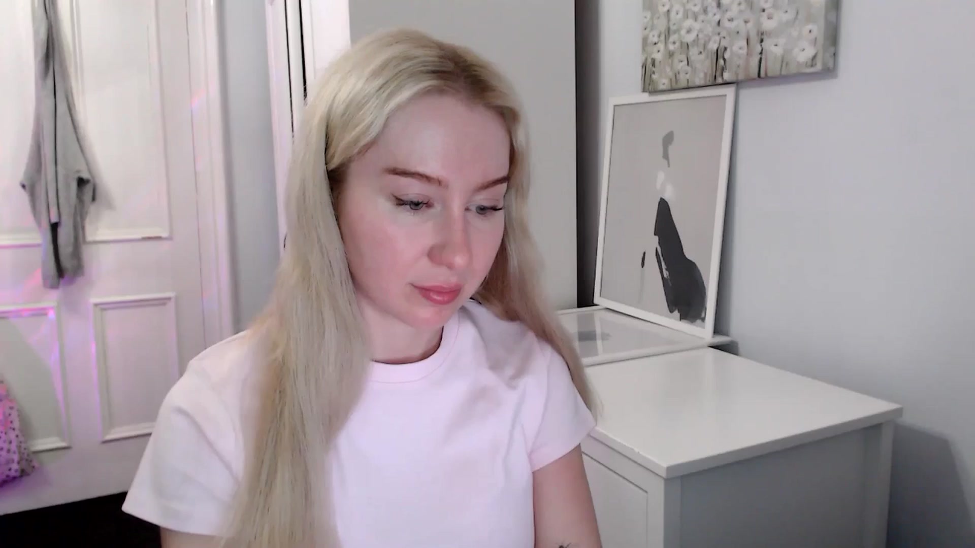 Gallery image thumbnail from British_Cutie's myfreecams stream on, 04/22/2025, 19:56 image 1 of 20