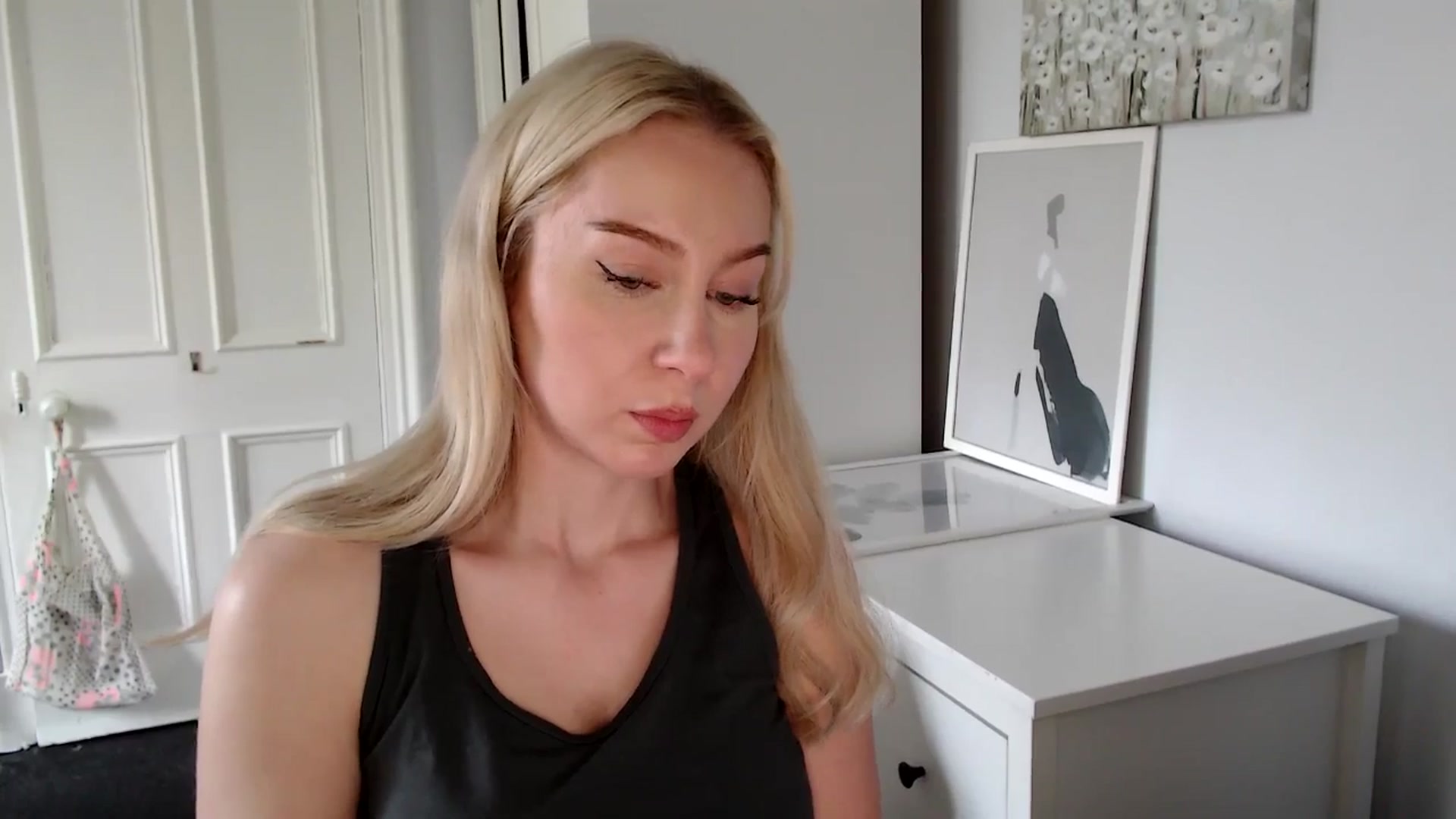 Gallery image thumbnail from British_Cutie's myfreecams stream on, 04/25/2025, 17:01 image 13 of 20