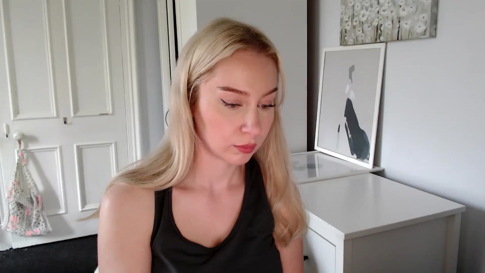 Gallery image thumbnail from British_Cutie's myfreecams stream on, 04/25/2025, 17:01 image 14 of 20
